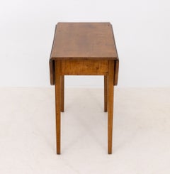 George III Style Mahogany Pembroke Table with Tapered Legs