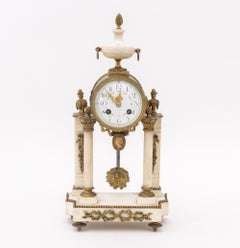 Uhren- und Kerzenleuchter-Set aus Marmor und Bronze im Stil Ludwigs XVI., Ende des 19. Jahrhunderts