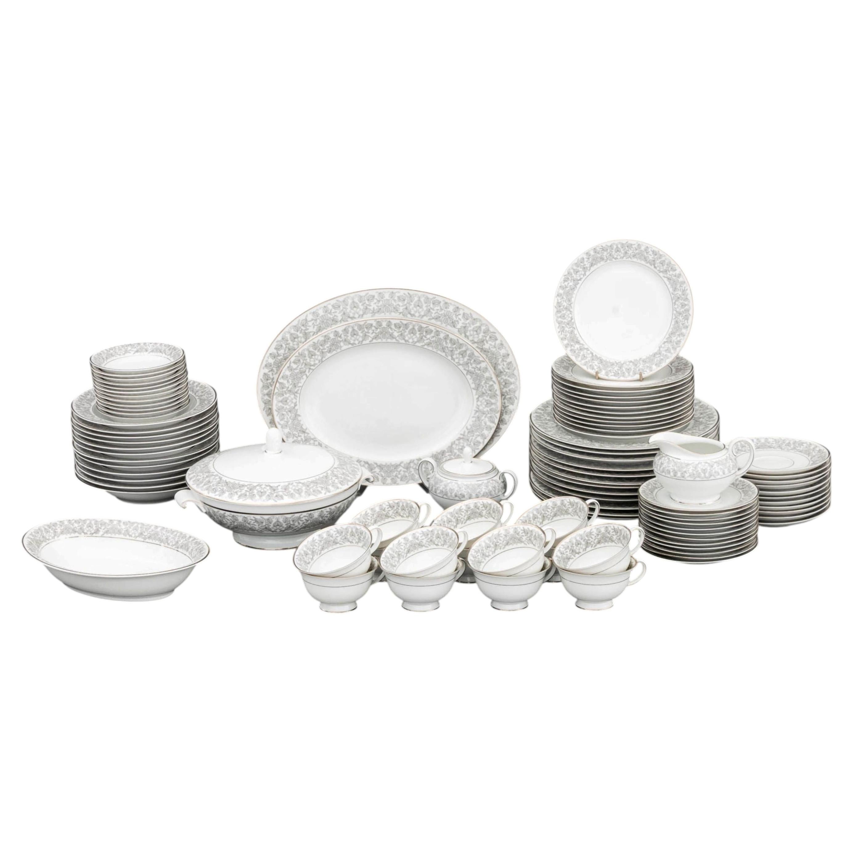 Rosenthal "Venetian" Partial Dinner Service Set, 91 Pieces For Sale