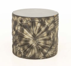 Mesa auxiliar circular escultural de estilo brutalista de Adrian Pearsall «Goop», con acabado en bronce