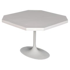 Eero Saarinen Style Modern White Tulip Center Table