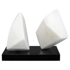 Escultura abstracta de mármol blanco de estilo modernista vintage, firmada, 1986