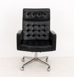 Vincent Cafiero for Knoll Navy Blue Executive Arm Chair