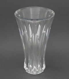 Vase « Brigitte » en cristal de Baccarat, signé Nicolas Triboulet, années 1970
