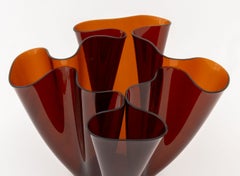 Jarrón «Cartoccio» de Fontana Arte, de cristal artístico ámbar, de estilo vintage