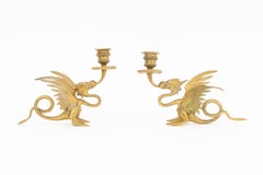 Paire de bougeoirs vintage en bronze en forme de dragon