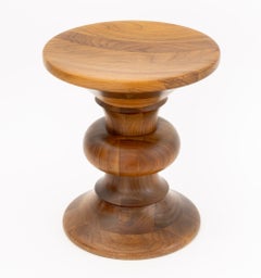 Charles e Ray Eames per Herman Miller: sgabello Time Life, modello B