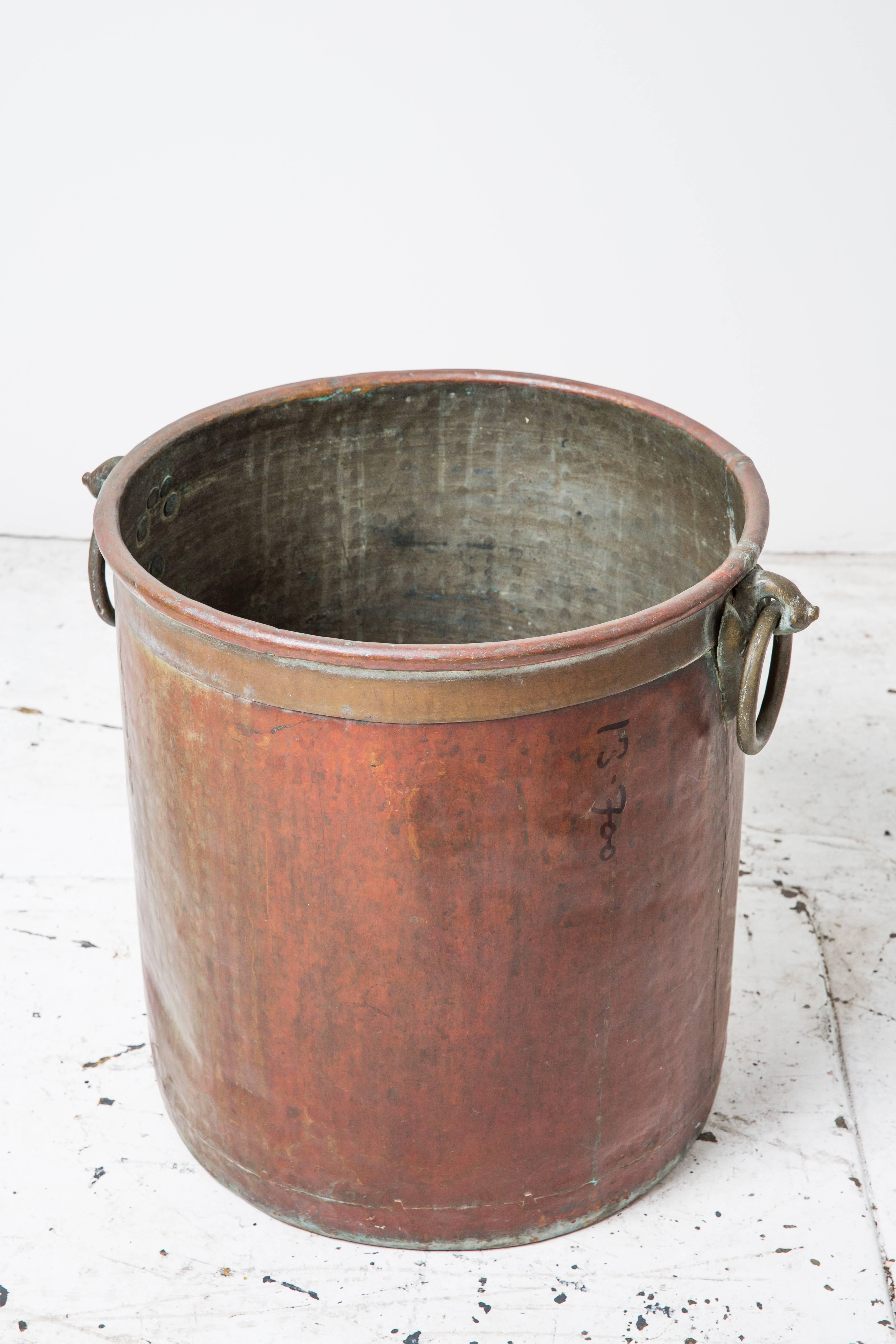 Solid Hammered Copper Water Vessel from Southern India In Good Condition In Richmond, CA