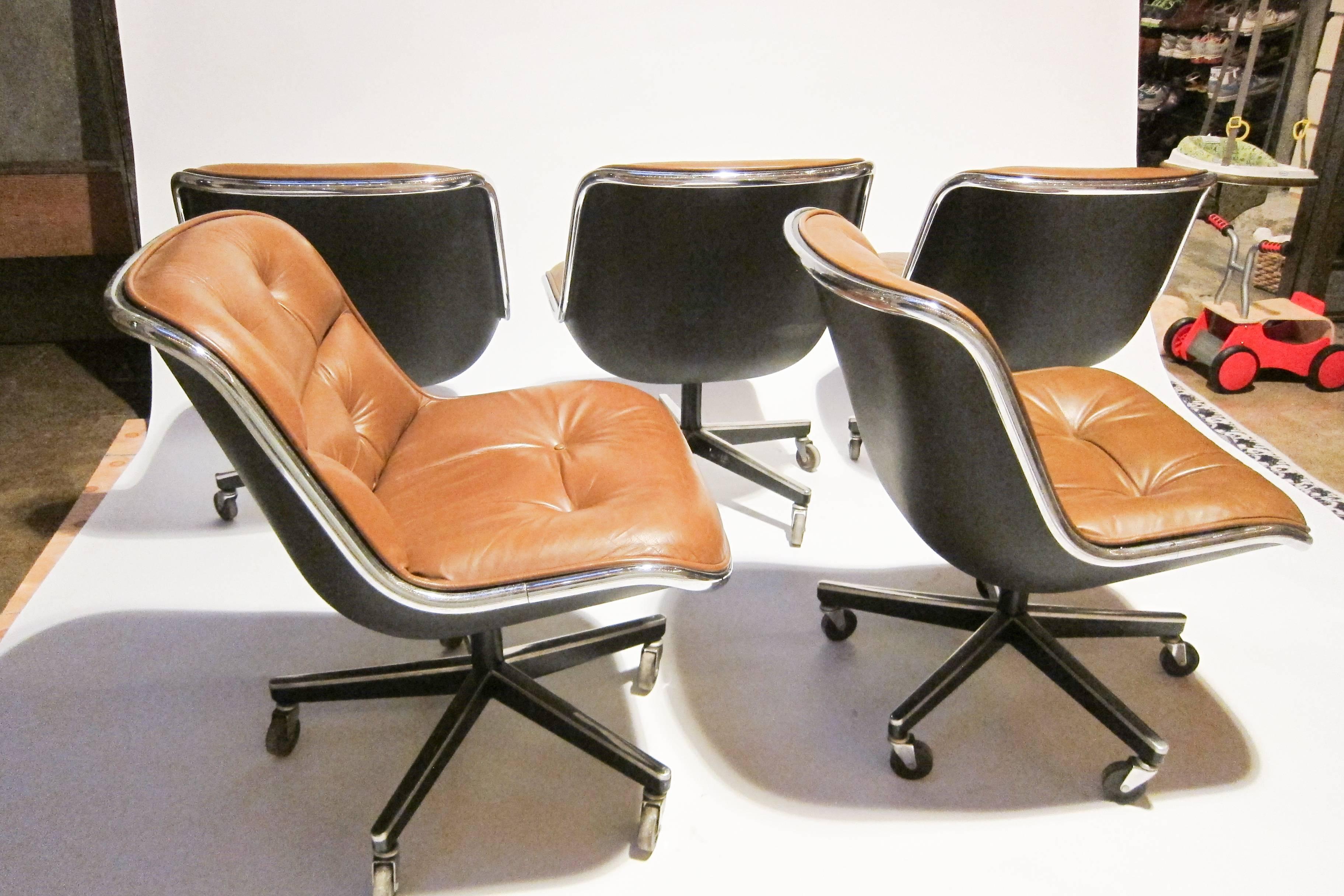 Leather Executive Chair by Charles Pollock for Knoll In Good Condition For Sale In Richmond, CA