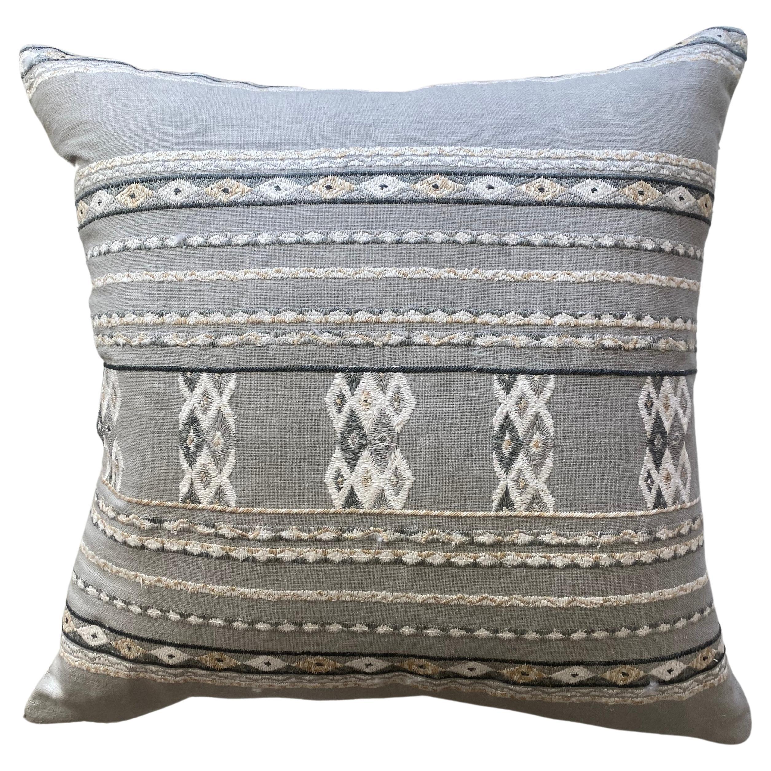 Beaded White Linen with Silk Raised Tribal Inspired Grey Pillow For Sale