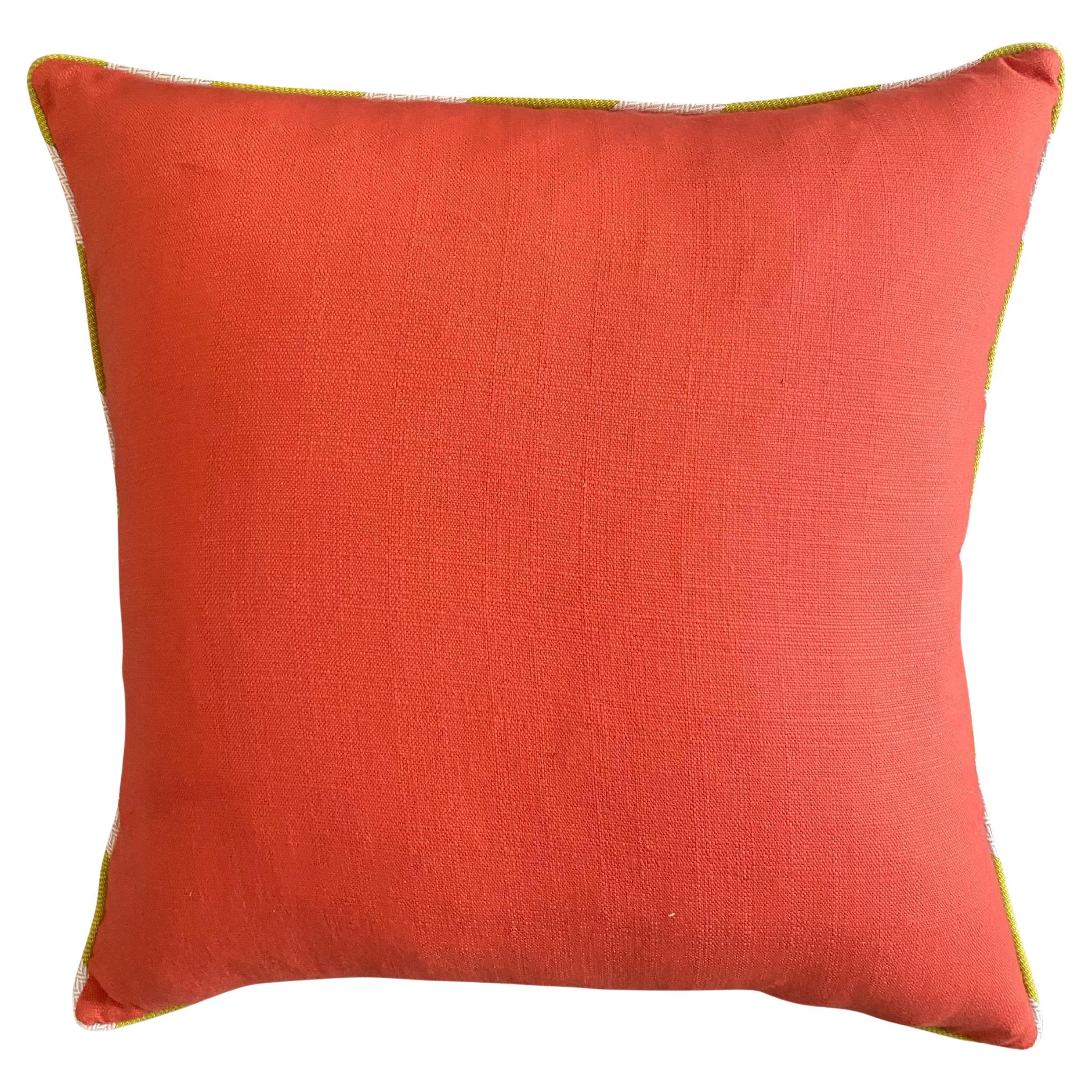 Coussin en coton lourd orange/ mandarine avec monde blanc et céladon