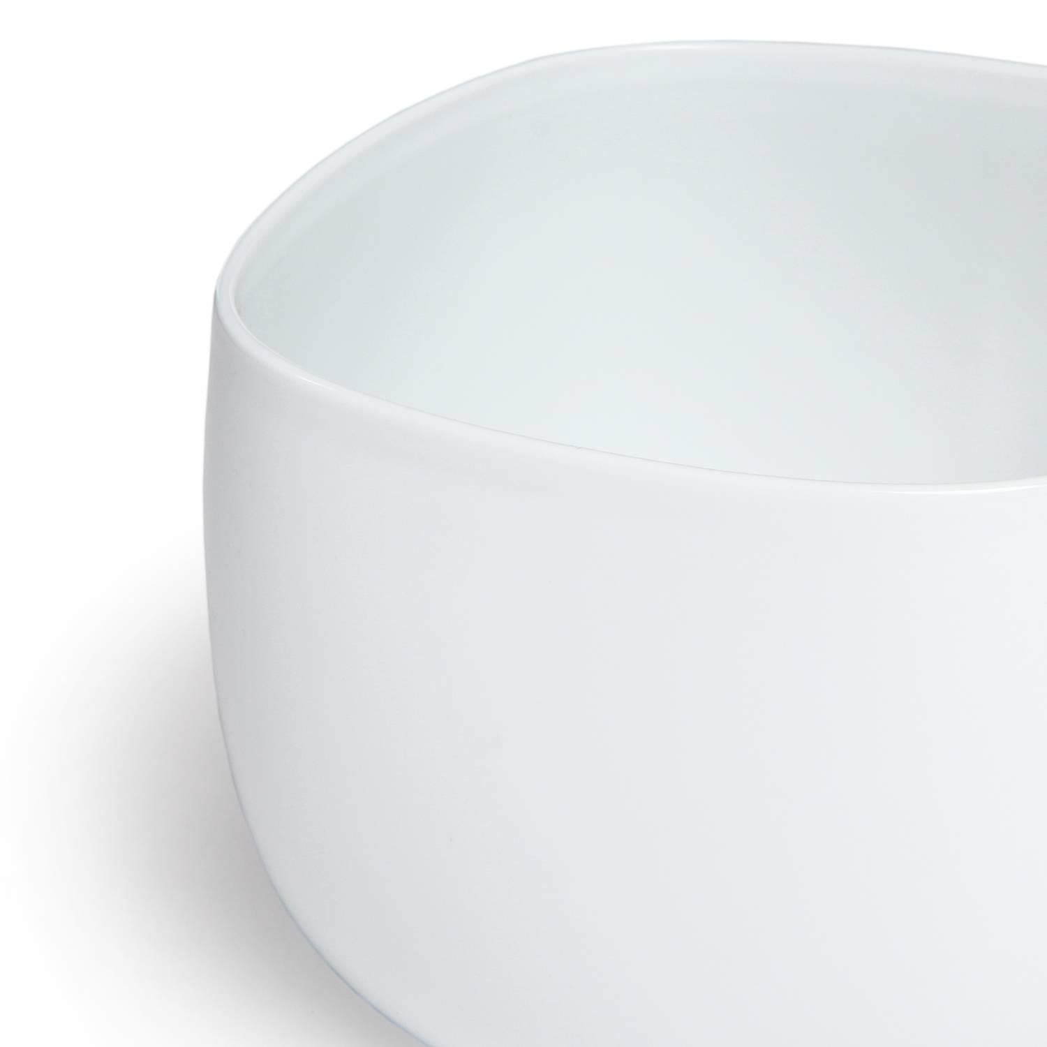 Mid-Century Modern Porcelain Bowl by Timo Sarpaneva