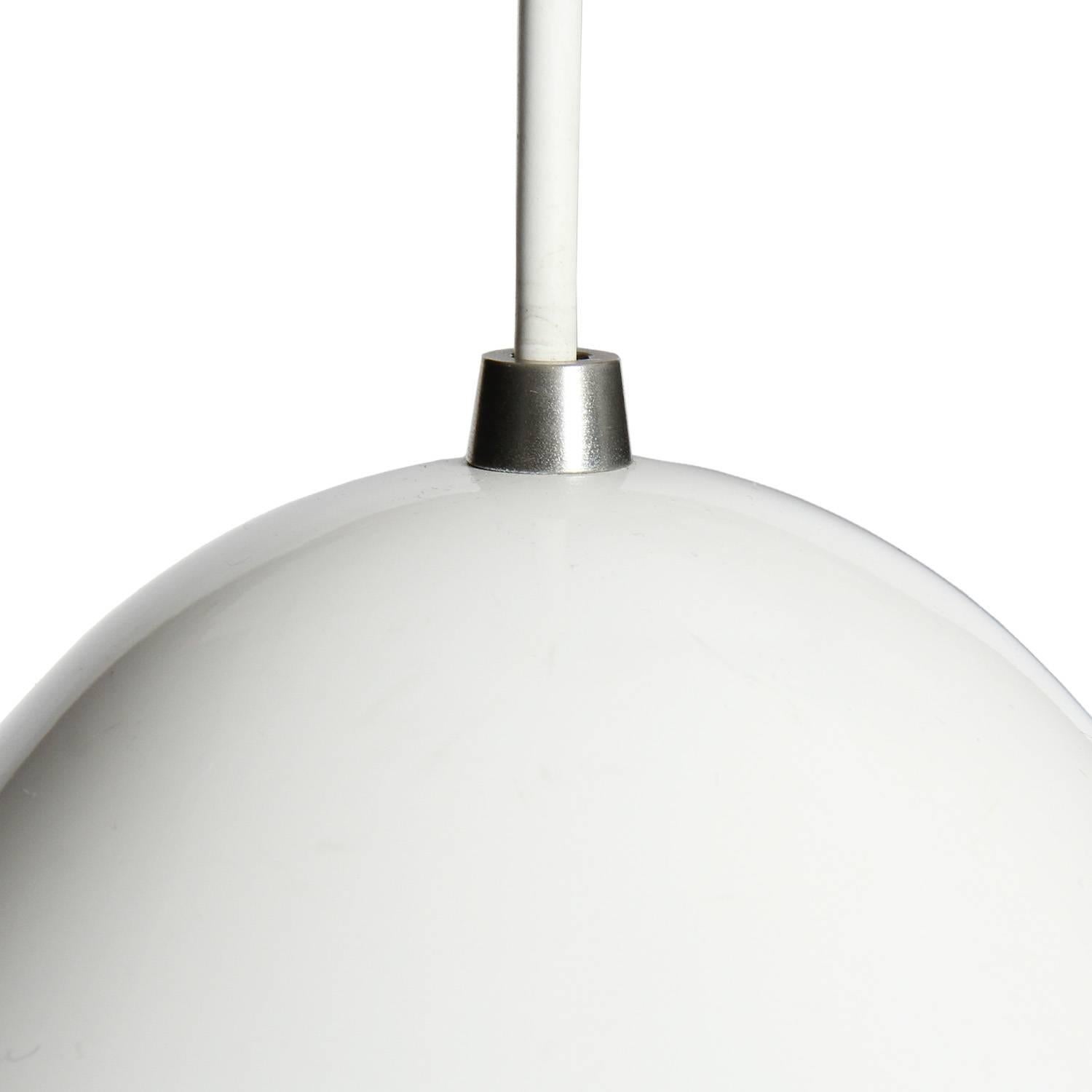 Scandinavian Modern Pendant Lamp by Hans J Wegner For Sale