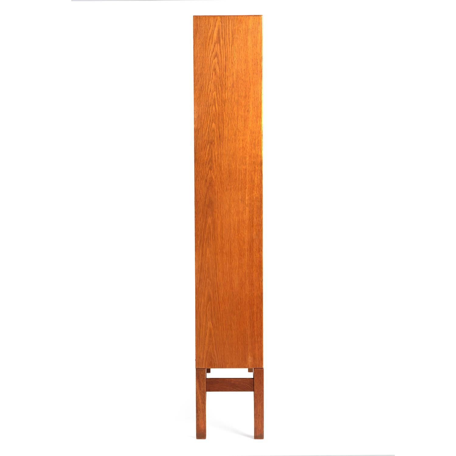 Danish Modern Teak Standing Bookcase by Børge Mogensen In Excellent Condition In Sagaponack, NY