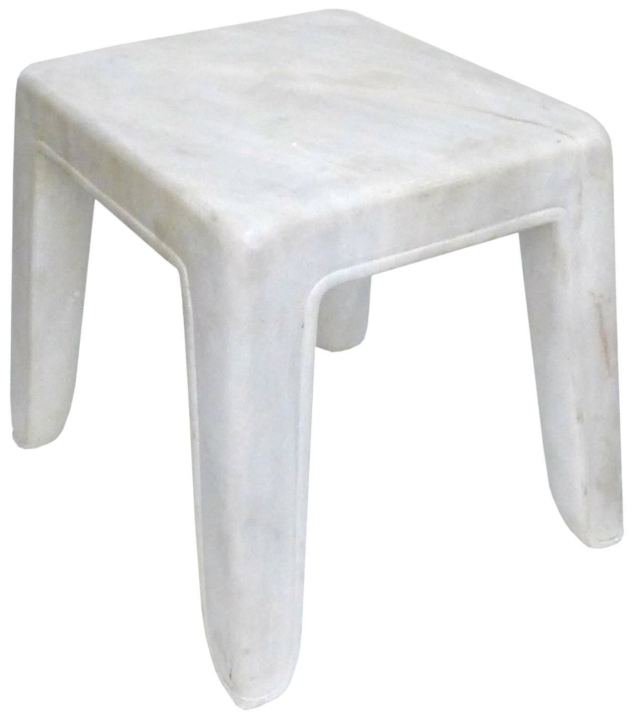Pair of Carved Solid Marble Side Tables or Stools In Good Condition In Los Angeles, CA