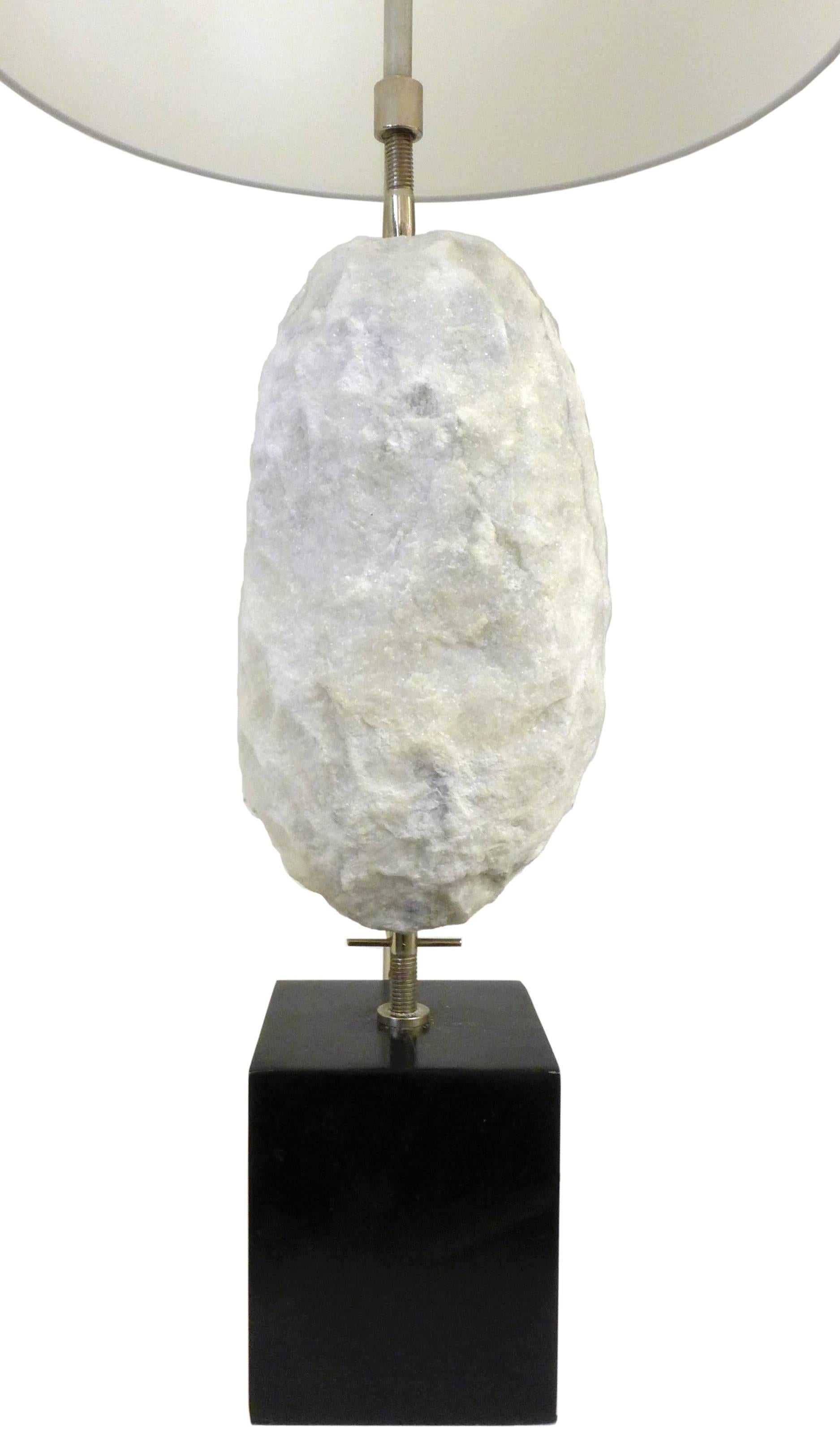 Quartz Specimen Table Lamp In Good Condition In Los Angeles, CA