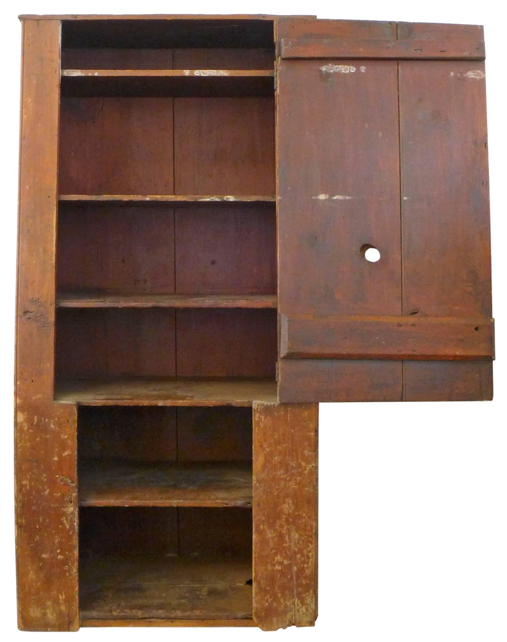 18th Century American Primitive Canted-Front Cabinet In Good Condition In Los Angeles, CA