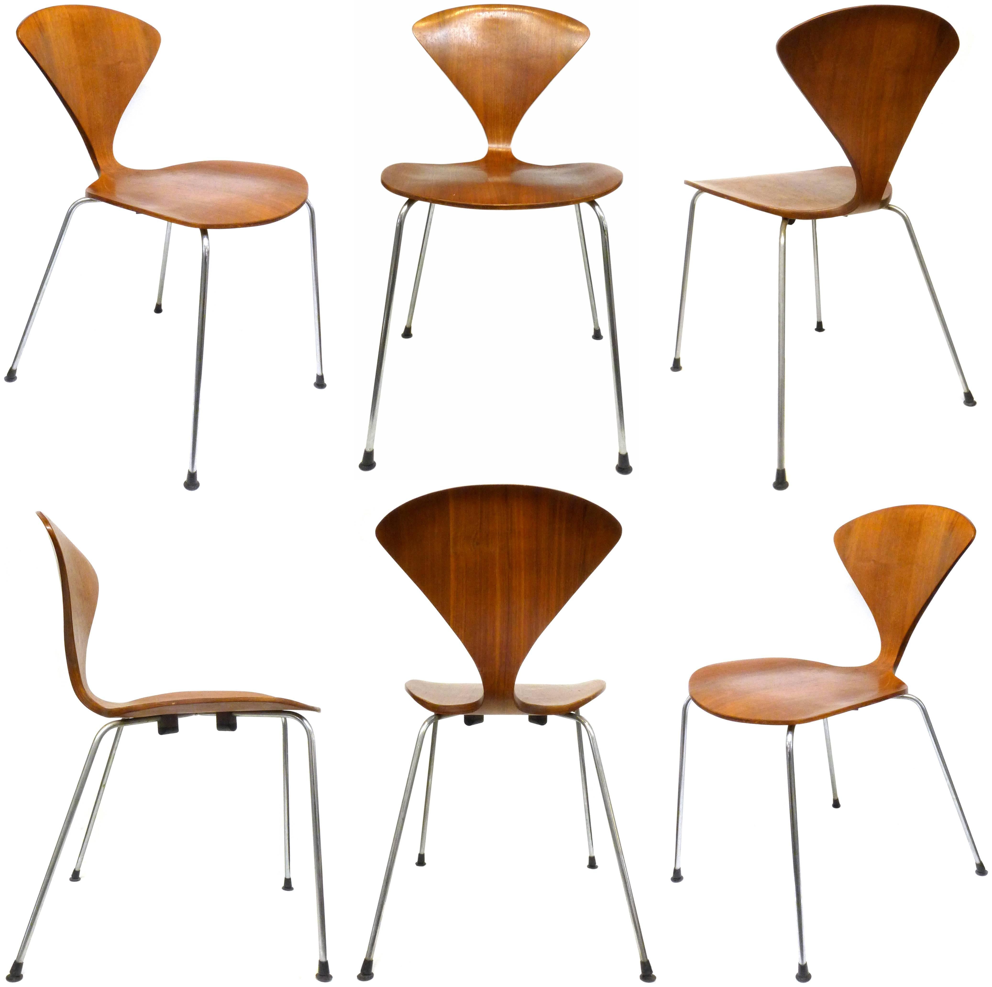 Set of Six Vintage "Cherner Chairs" by Norman Cherner for Plycraft