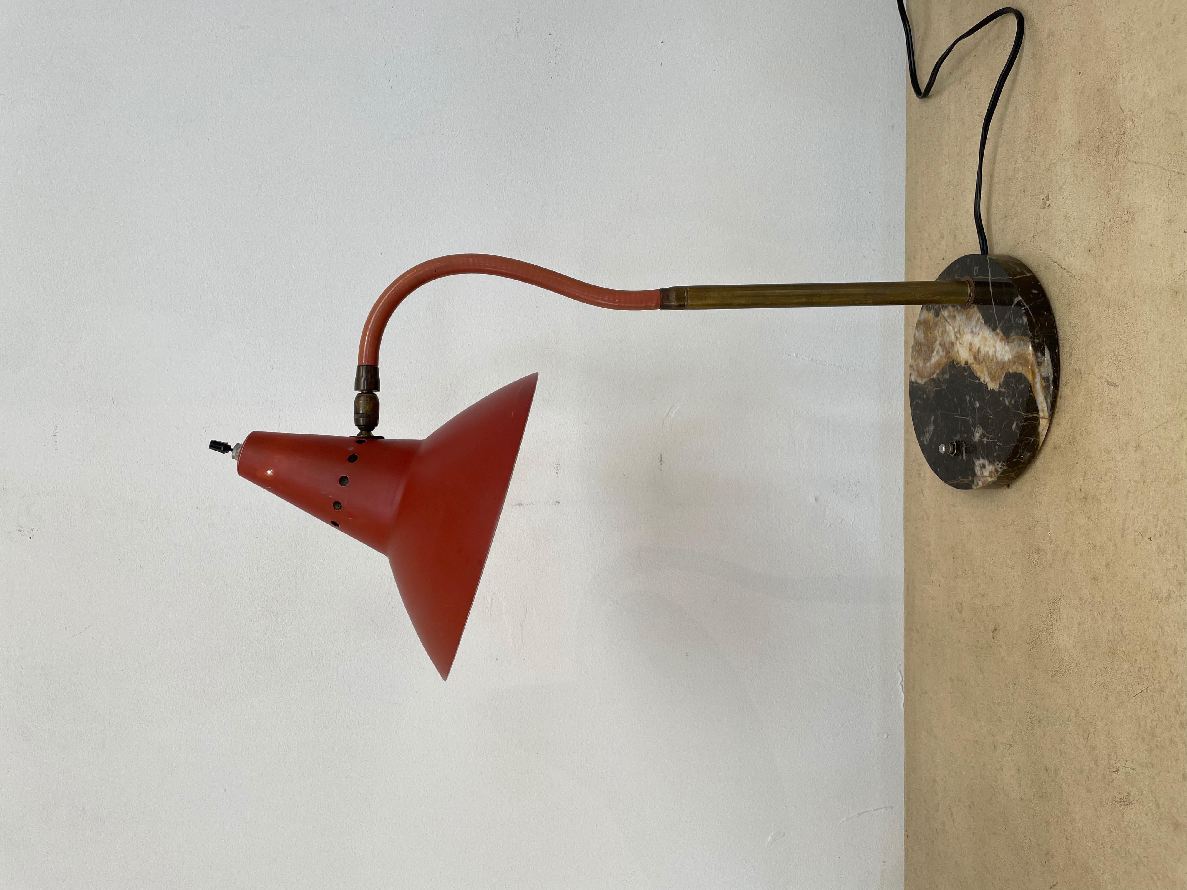 American Mid-Century Modern Task Lamp In Good Condition In Los Angeles, CA