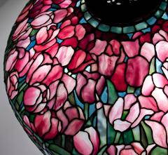 Tiffany Studios 'Tulip' Table Lamp