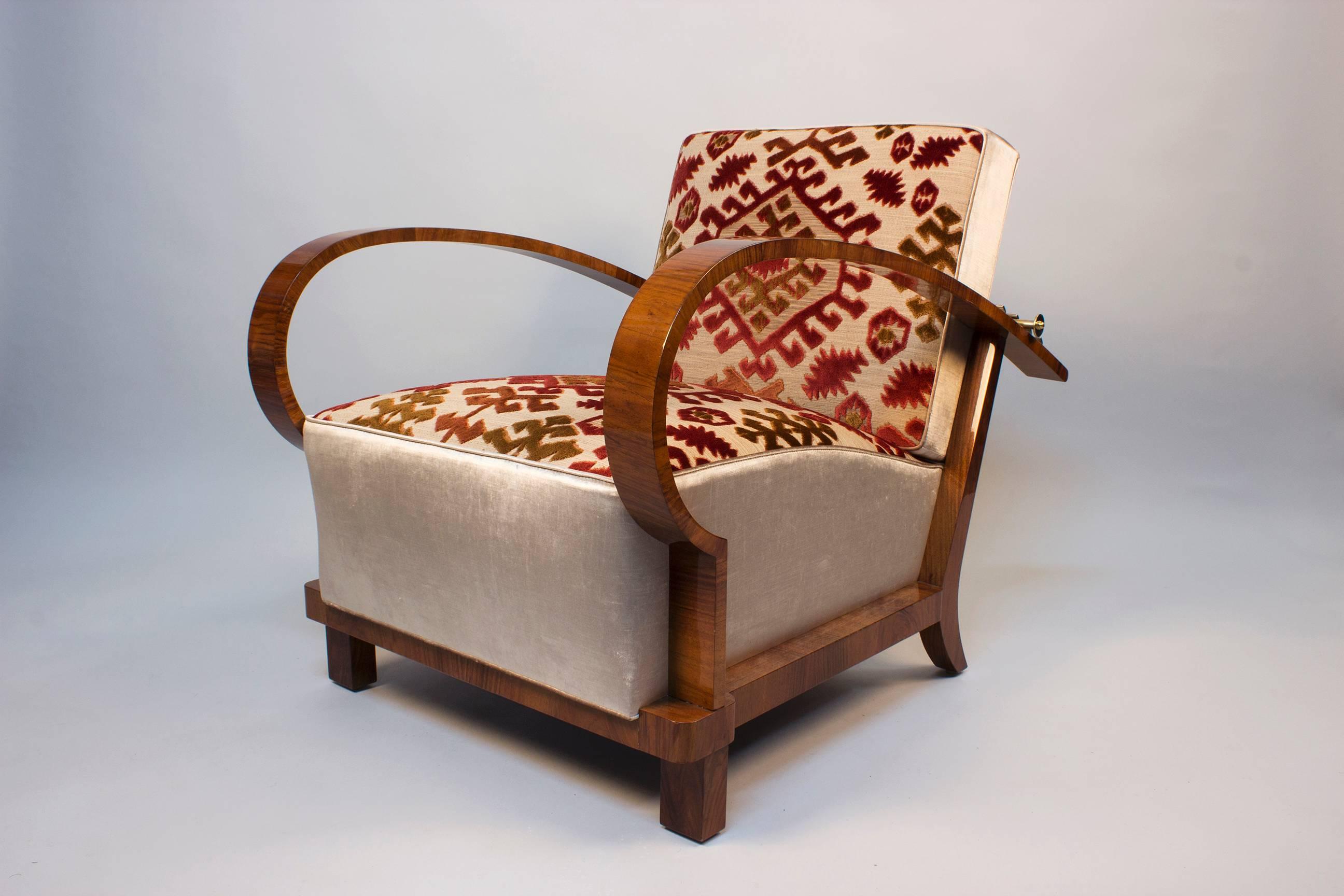 Veneer Art Deco reclining armchair For Sale