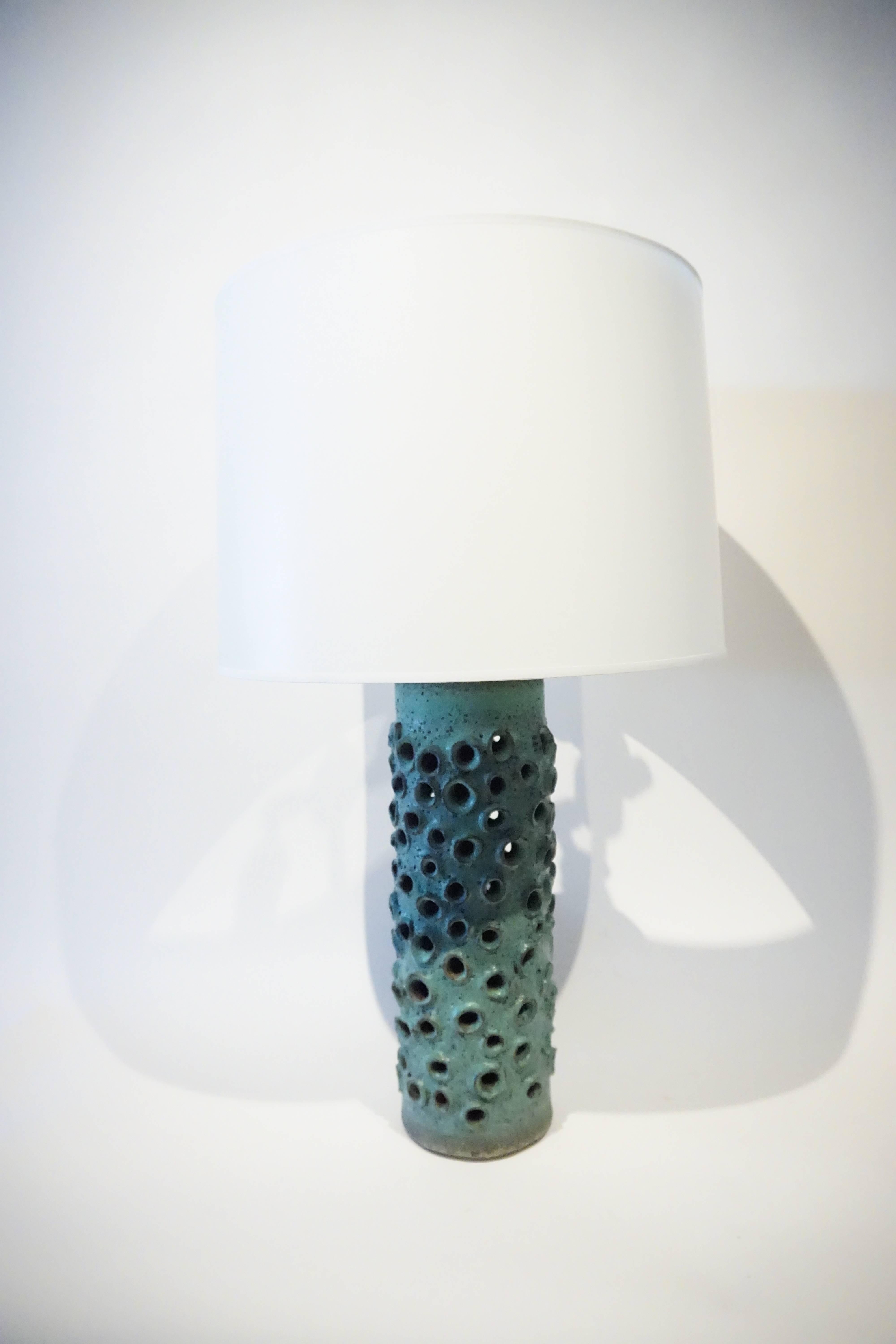 Turquoise-Glazed Pottery Lamp by Studio Ceramicist Warner Walcott C. 2016 In Excellent Condition For Sale In Palm Springs, CA