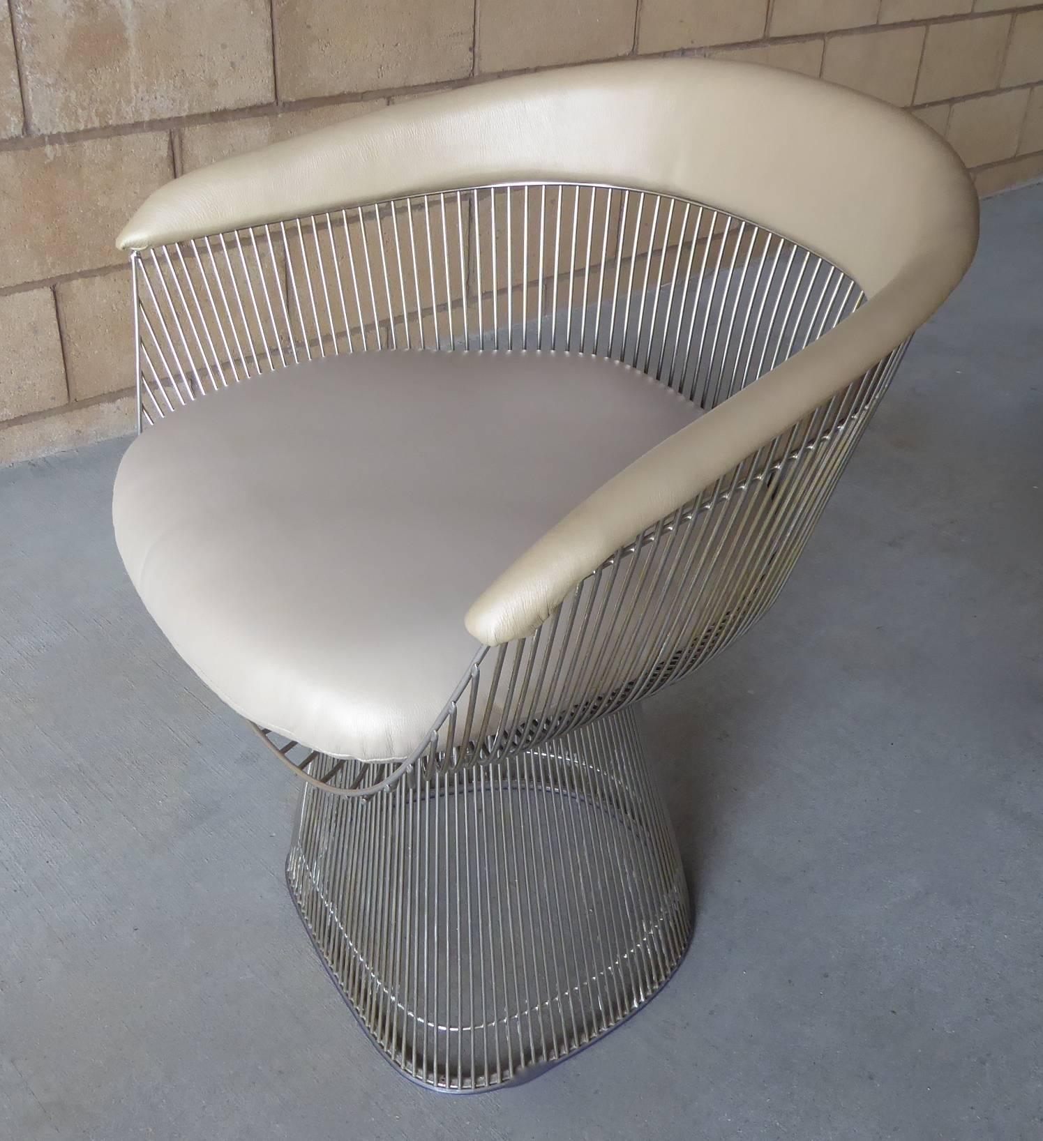 Superb Set of Ten Nickel-Plated Metal Dining Chairs by Warren Platner for Knoll In Excellent Condition In Palm Springs, CA