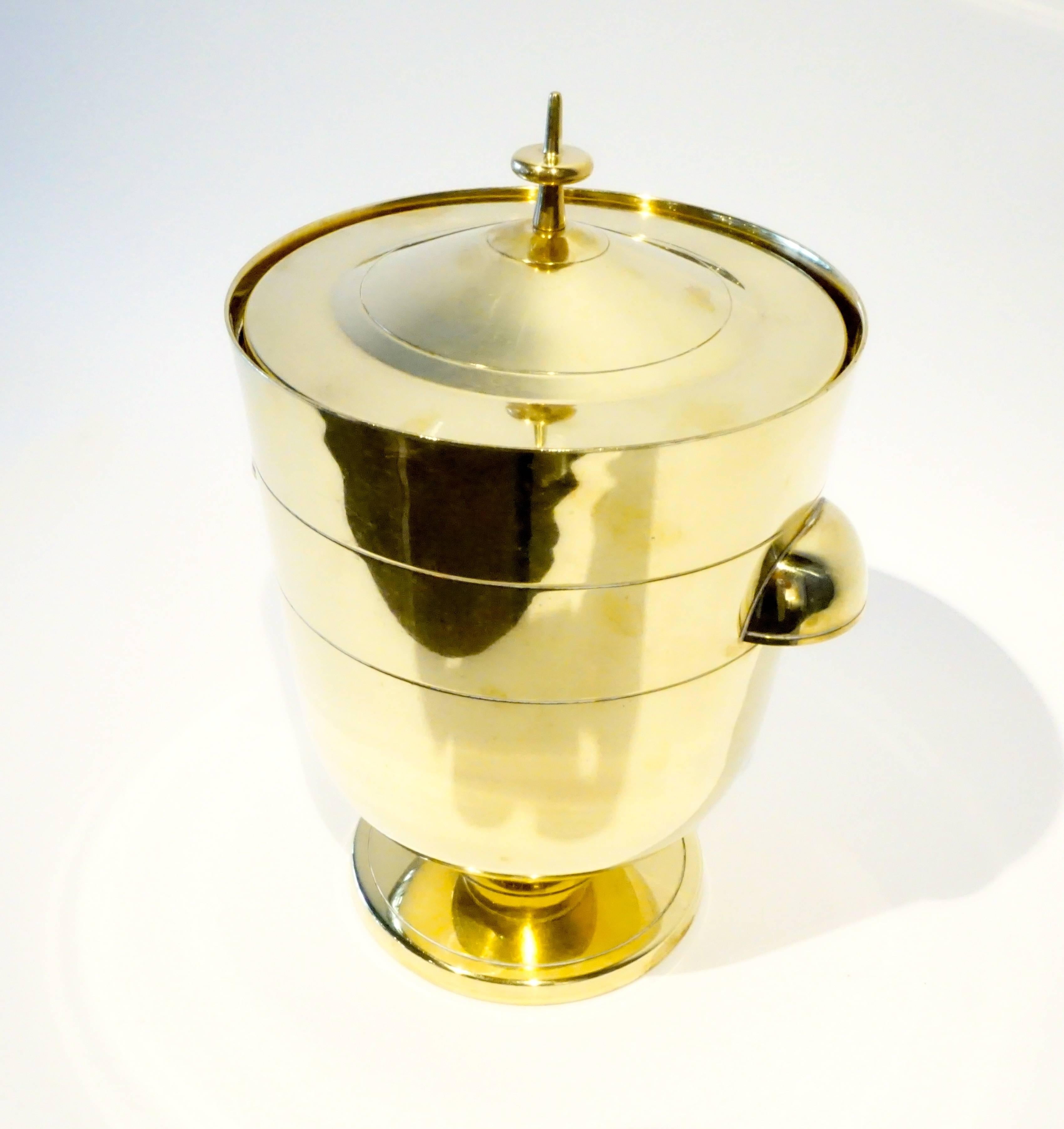 Mid-20th Century Polished Brass Ice Bucket by Tommi Parzinger for Dorlyn Silversmiths  C. 1950s