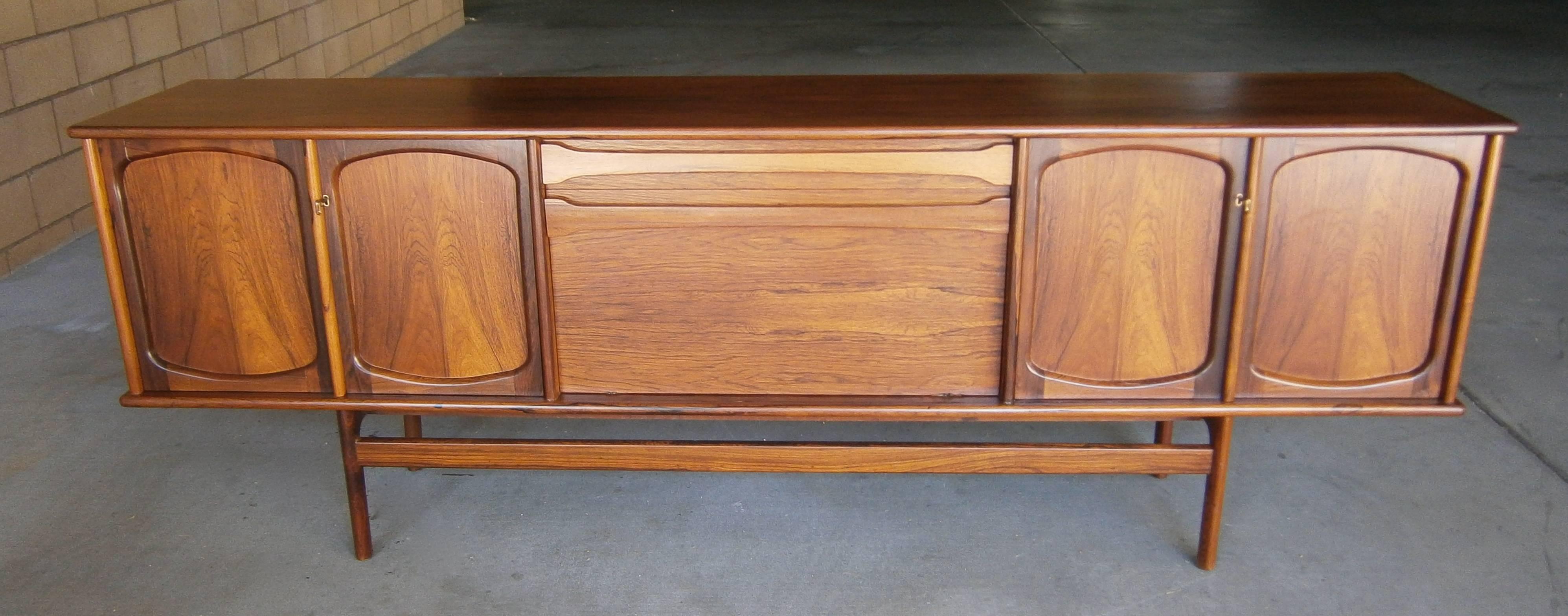 Outstanding Norwegian Rosewood Sideboard Attributed  to Gerhard Berg C.1960 In Excellent Condition For Sale In Palm Springs, CA