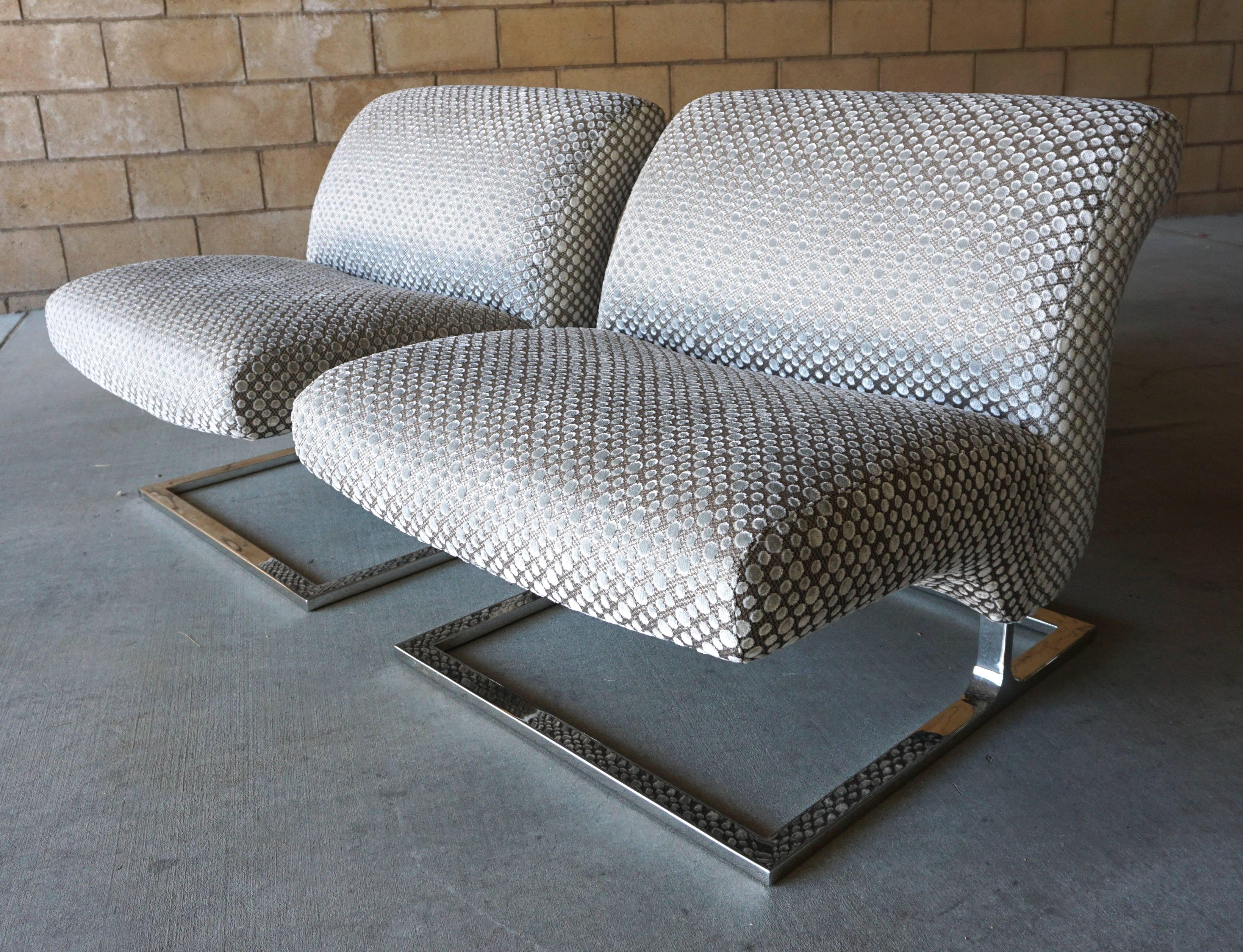 Mid-Century Modern Handsome Pair of Cantilevered Lounge Chairs with Nickel Plated Bases C. 1970's