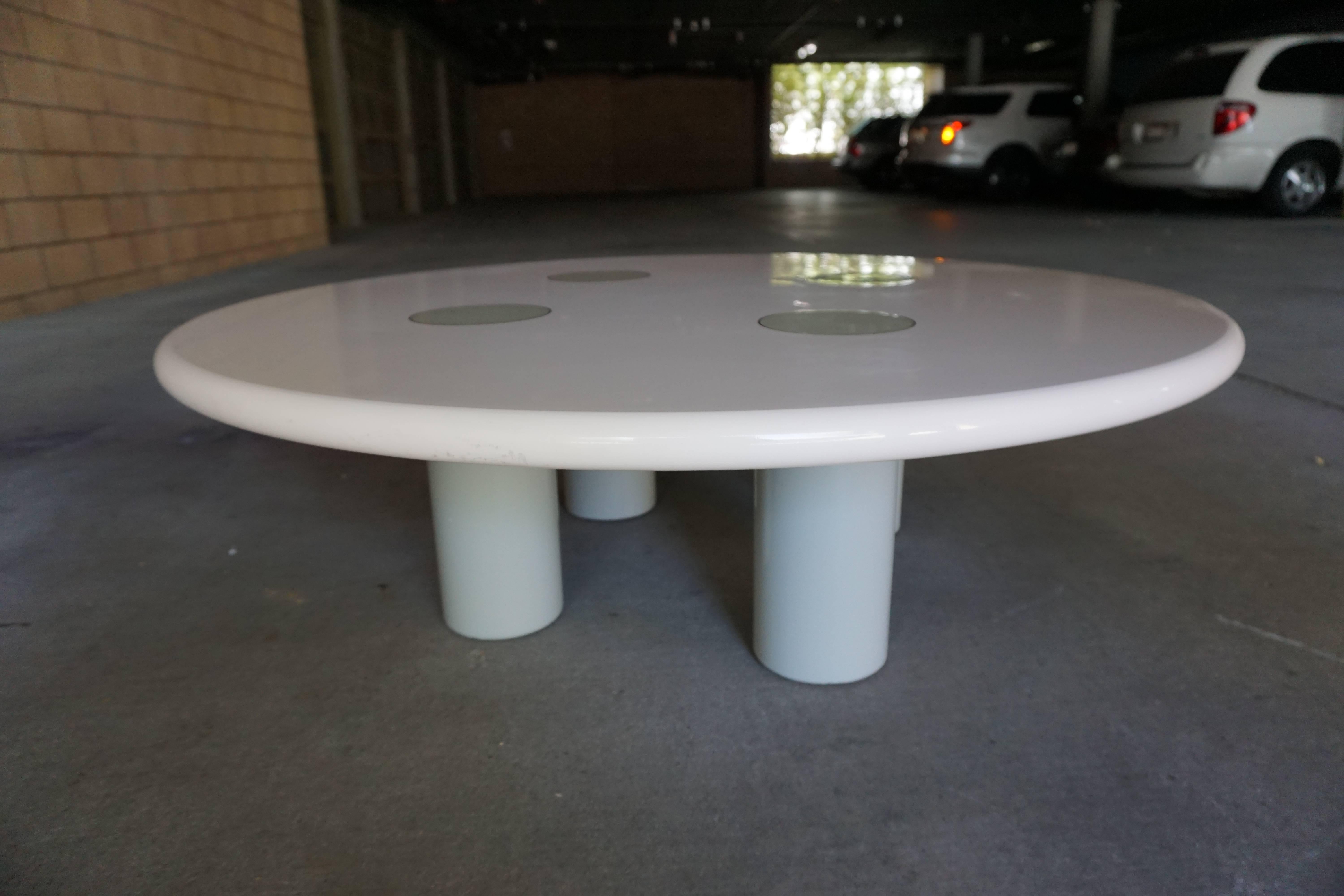 Dynamic Custom Lacquered Wood Coffee/Dining Table with Brass Inlay, c.1980's For Sale 2