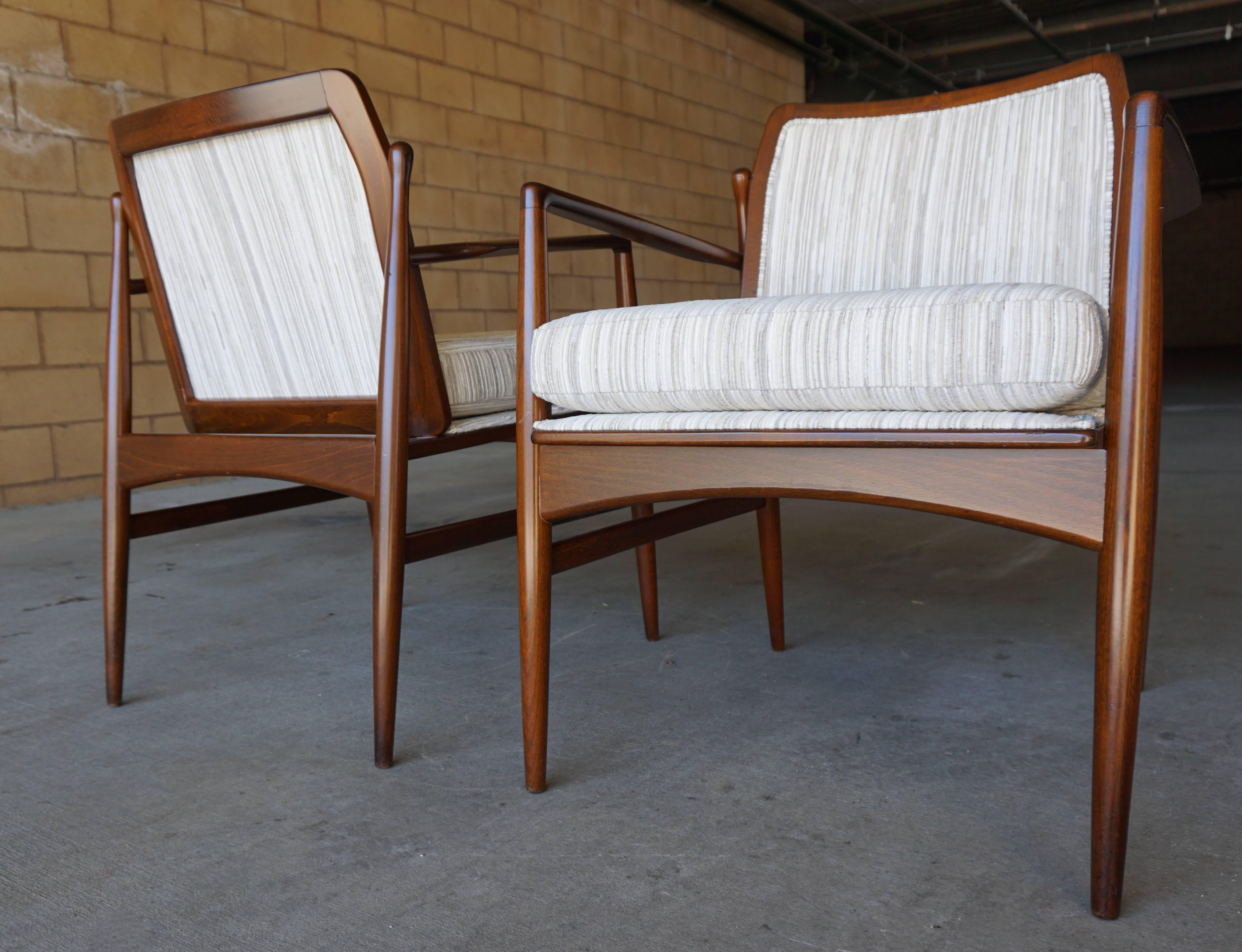 Distinctive Pair of Mahogany Framed Danish Modern Armchairs C. 1960s In Excellent Condition In Palm Springs, CA