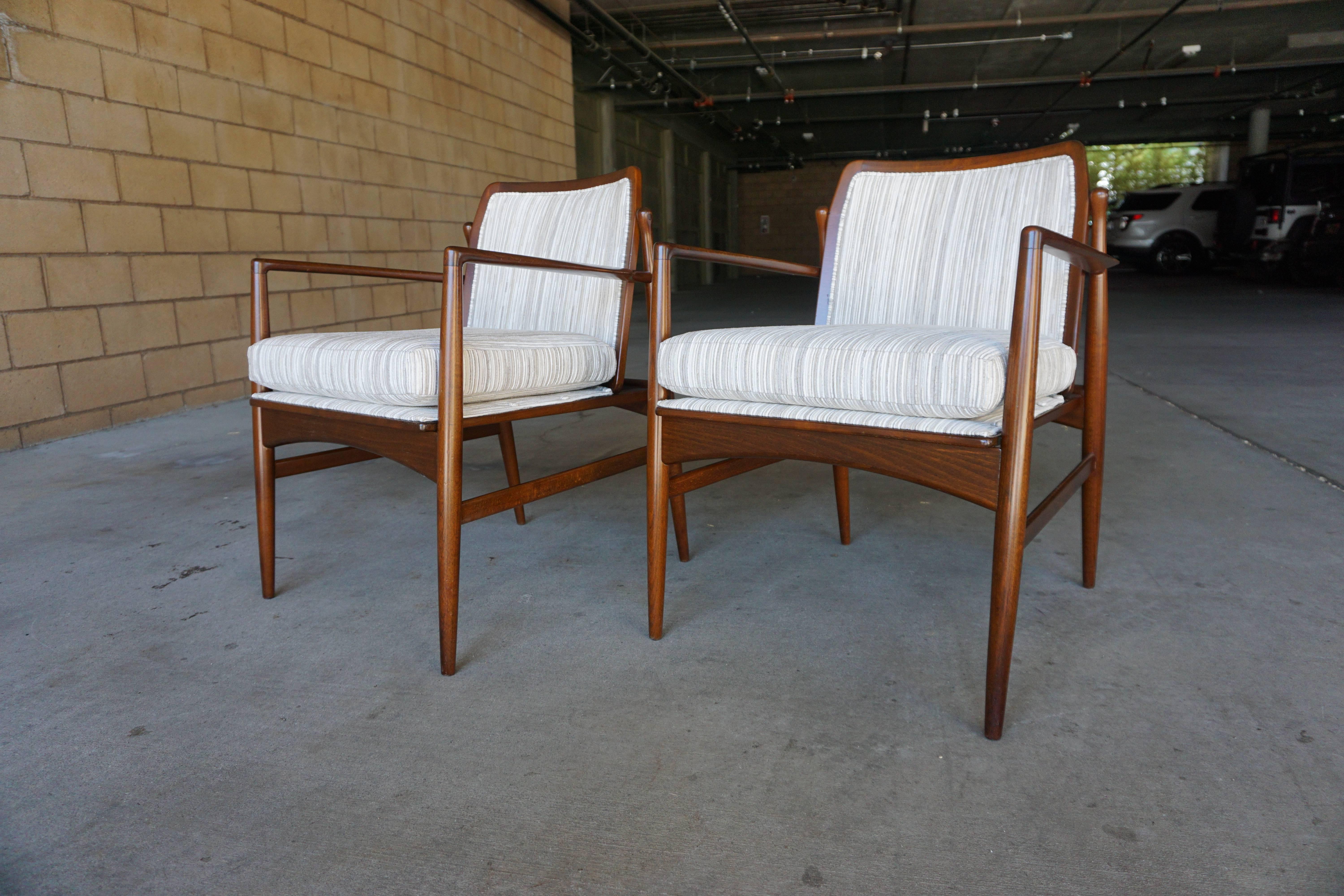 Distinctive Pair of Mahogany Framed Danish Modern Armchairs C. 1960s 1