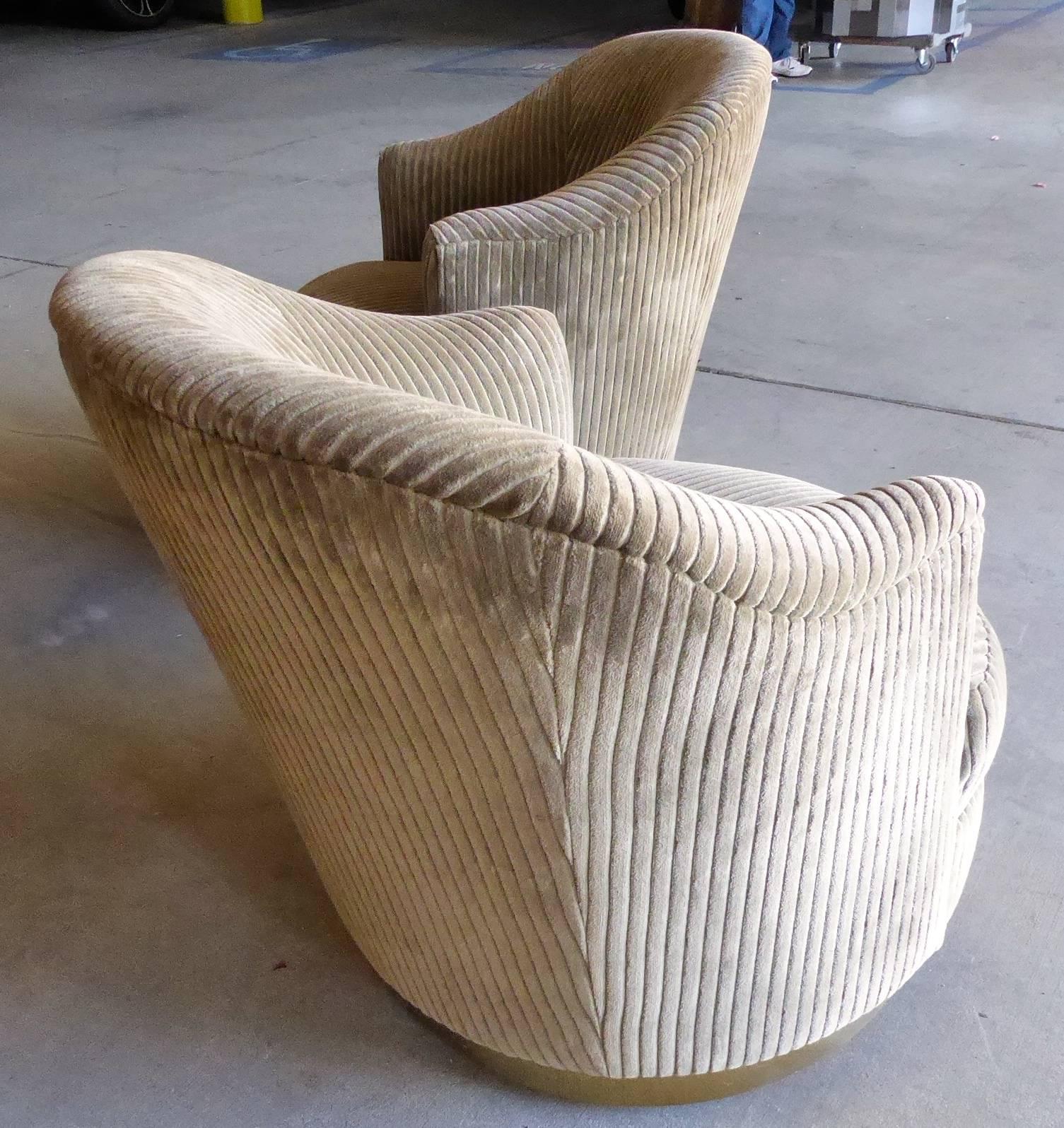 Metal Pair of Upholstered Circular Club Chairs by Karl Springer, circa 1970s For Sale