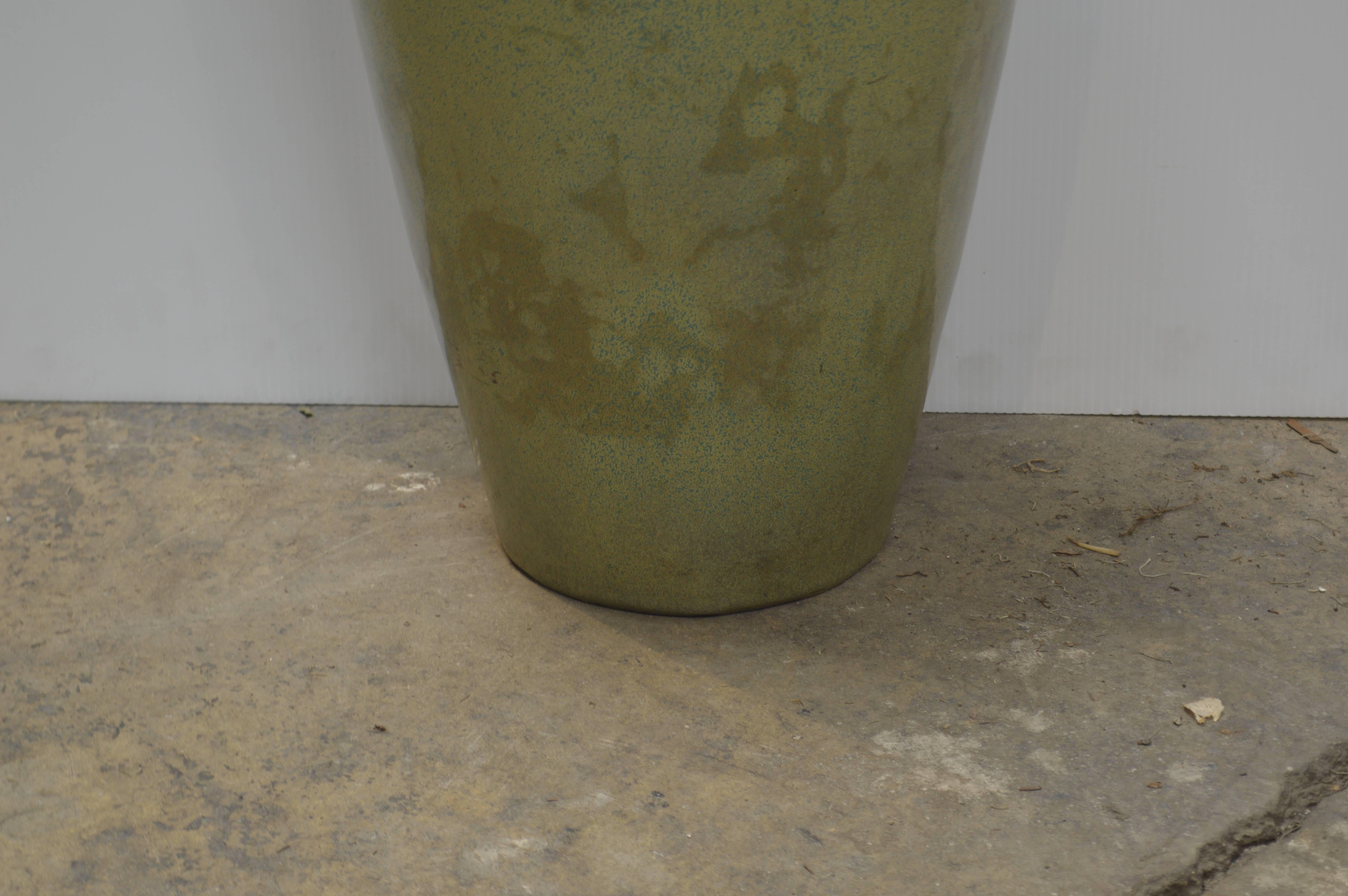 Galloway Oil Jar, Tea Dust Glaze In Good Condition In Culver City, CA