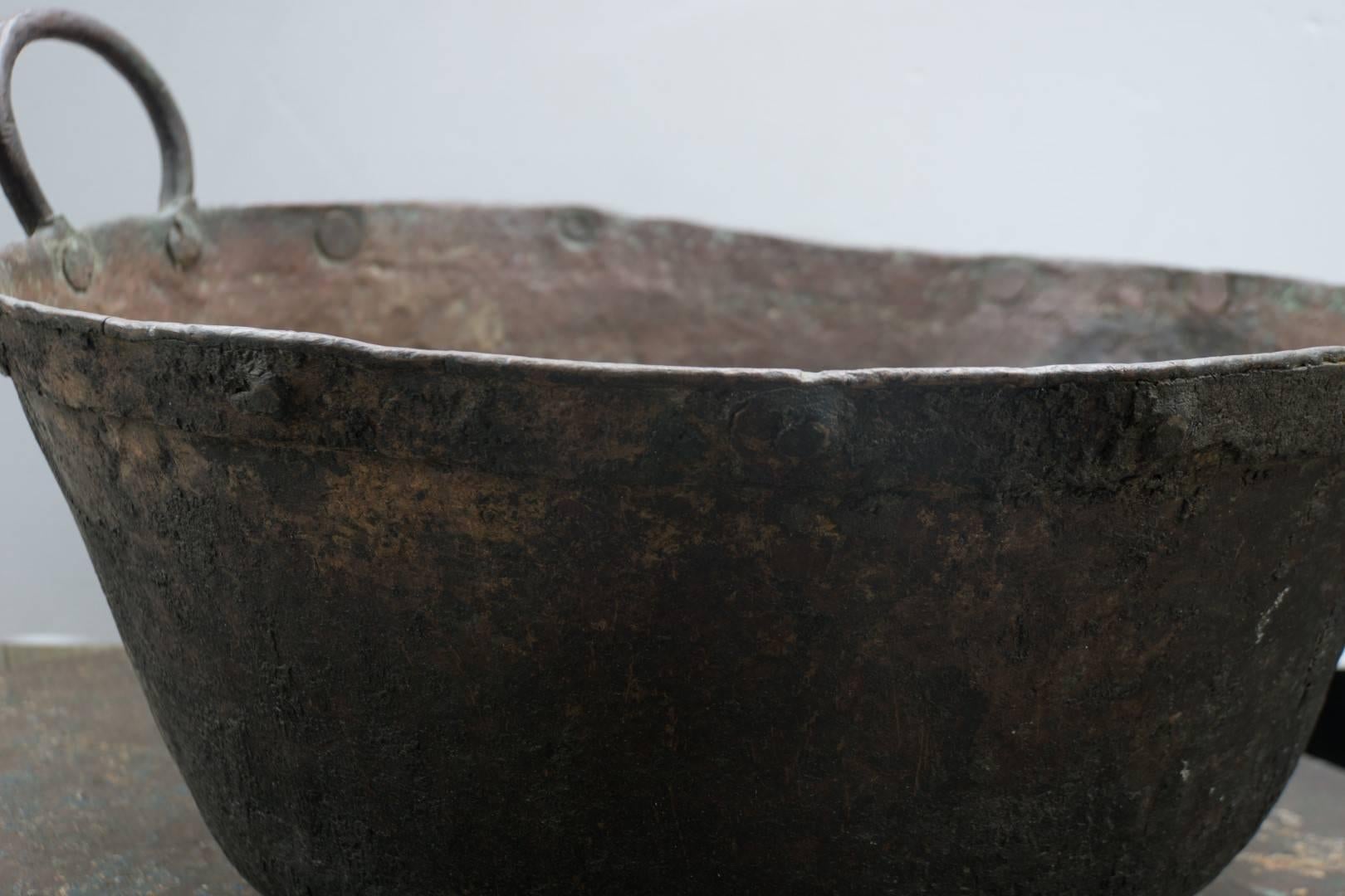 19th Century American Copper Cook Pot with Handles For Sale 2