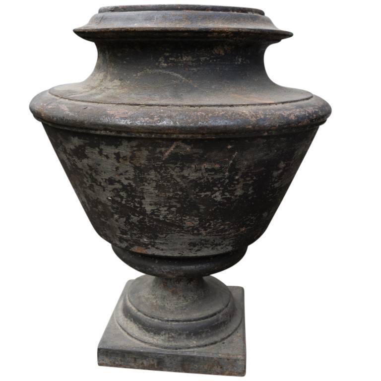 Late 19th Century French Antique Cast Iron Urns, circa 1870 For Sale