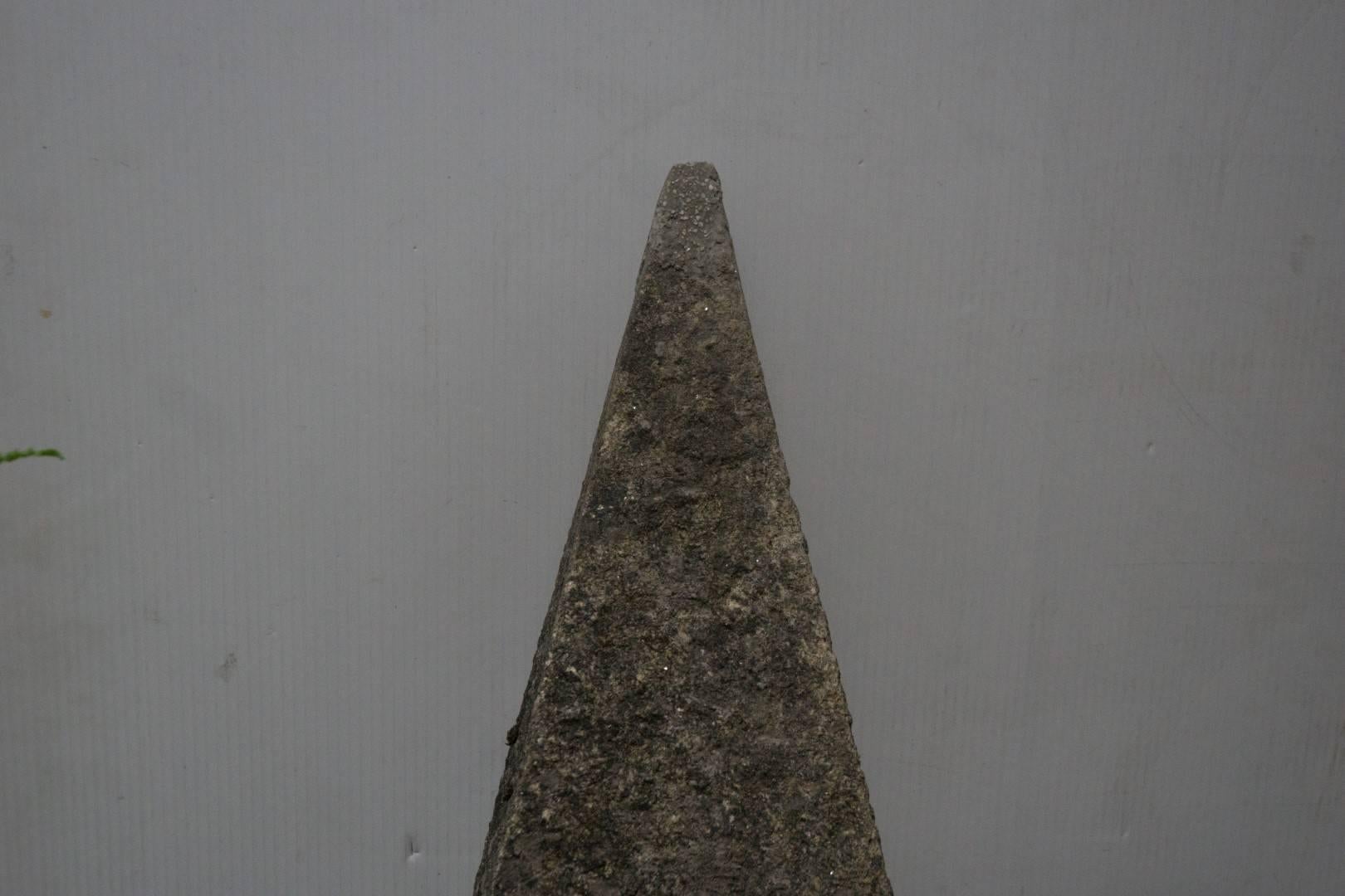 Peruvian Antique Pair of Carved Stone Pyramid Finials from Porto Lima, circa 1900