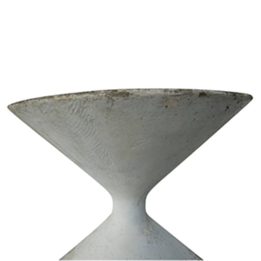 20th Century French Diabolo Hourglass Planter For Sale