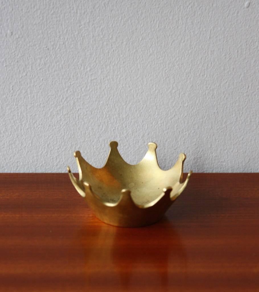 gb crown ashtray