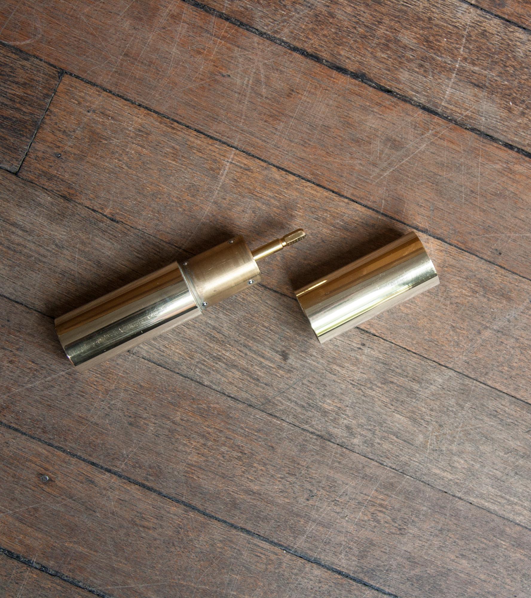 Italic Mill - Polished Brass / Michael Anastassiades x Werkstätte Carl Auböck For Sale 4