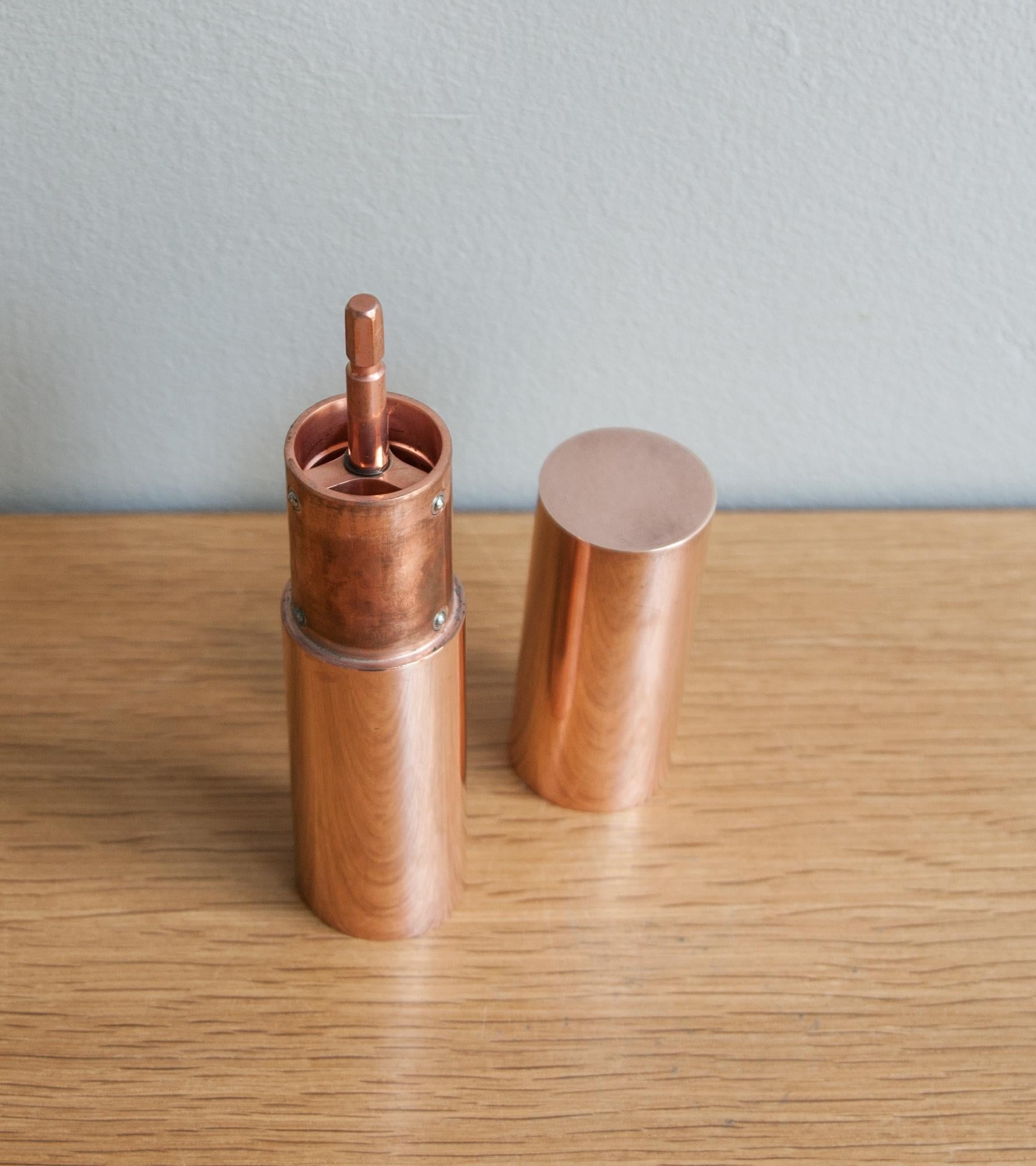Italic Mill - Copper / Michael Anastassiades x Werkstätte Carl Auböck For Sale 4
