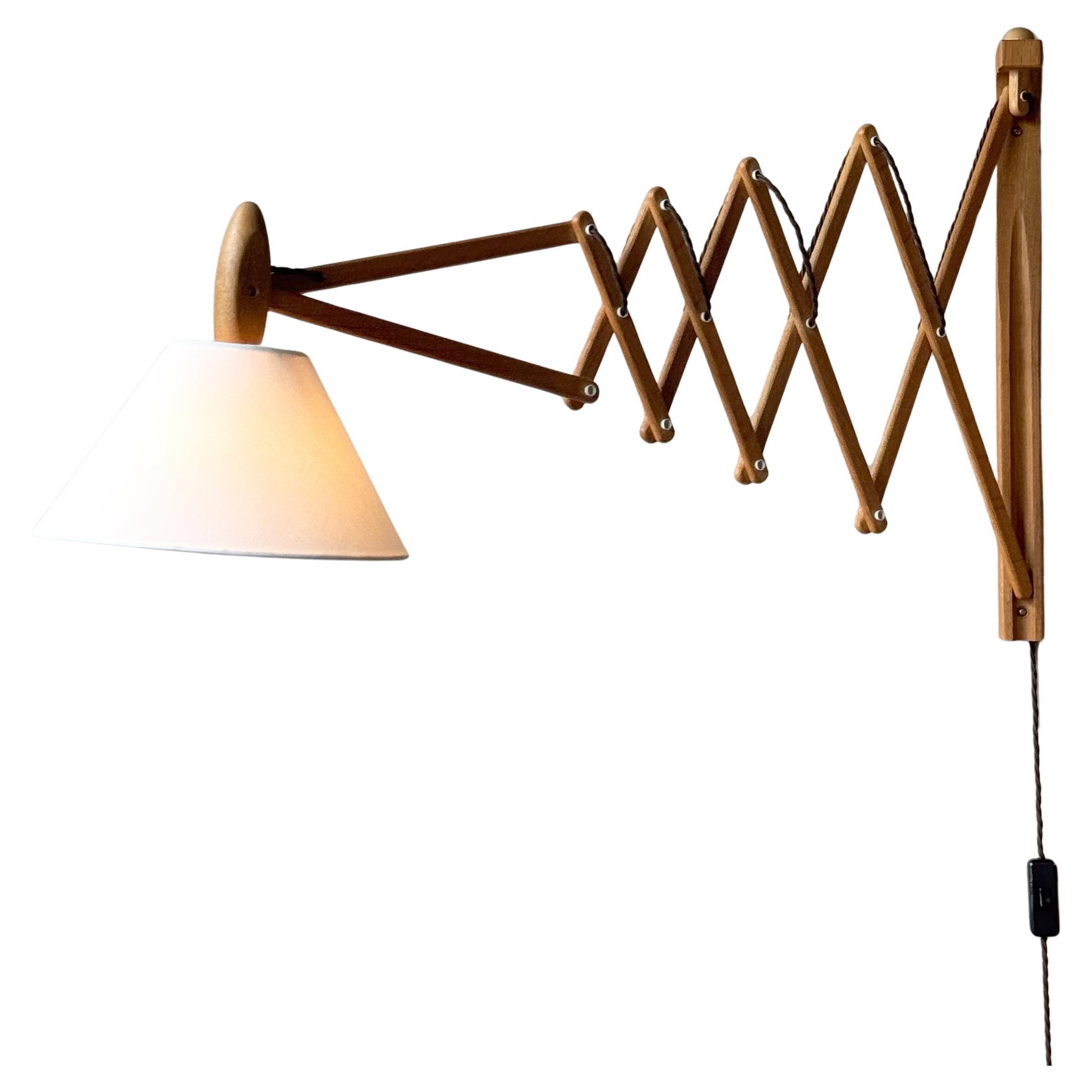 Large Oak 'Sax' Wall Lamp #1 Erik Hansen for Le Klint, 1952