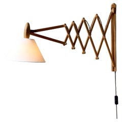 Gran lámpara de pared "Sax" de roble nº 1 Erik Hansen para Le Klint, 1952