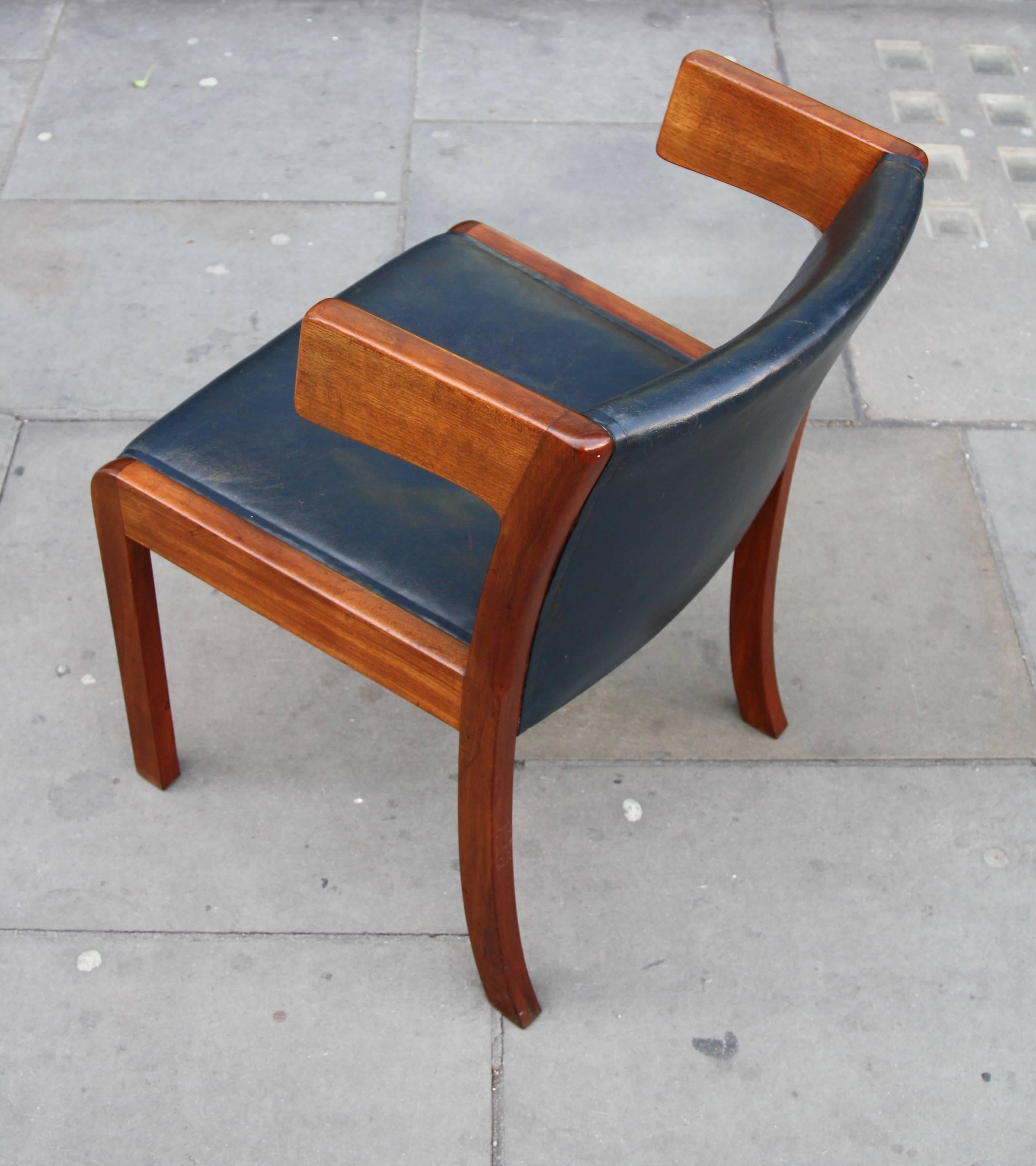 Ole Wanscher Mid-20th Century Winged Mahogany Side Chair In Excellent Condition In London, GB