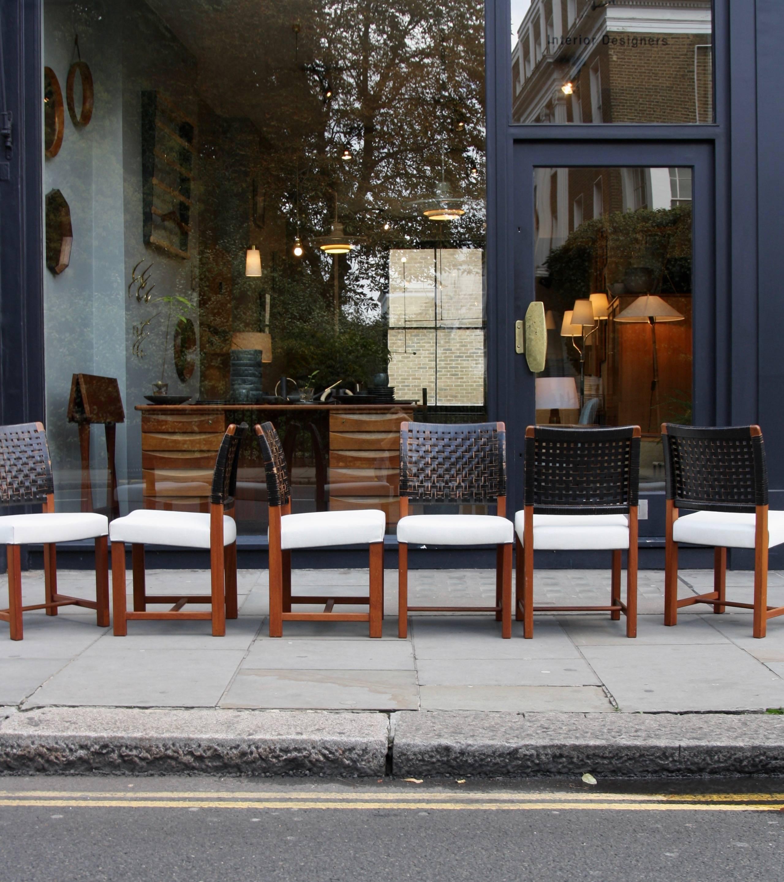 Carl-Gustav Hiort af Ornäs 1950s Set of Six or Eight Cane/Leather Dining Chairs In Excellent Condition In London, GB