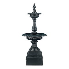 Minimus Roman Fountain