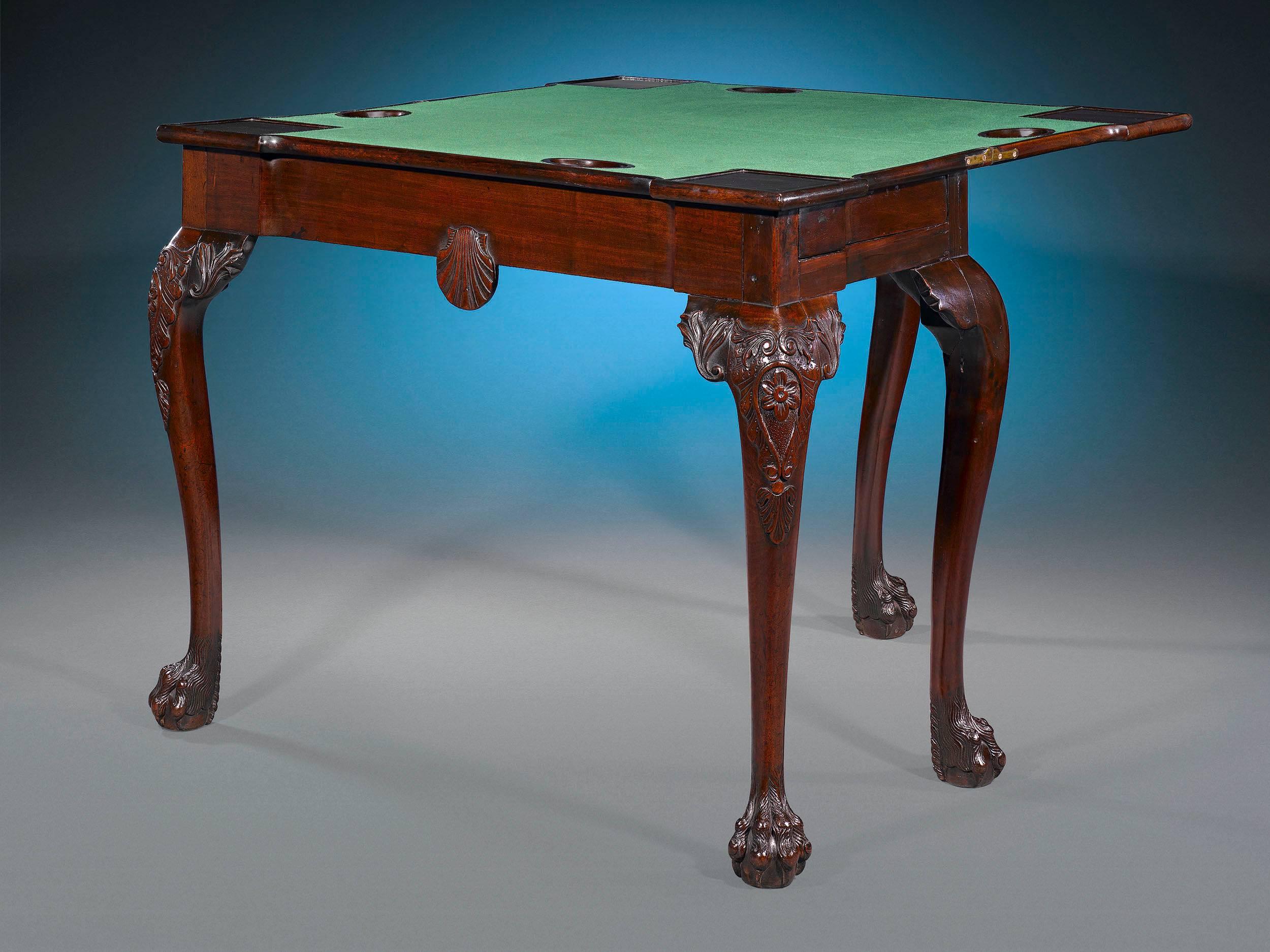 Irischer Spieltisch aus Mahagoni aus dem 18. Jahrhundert (Georgian) im Angebot