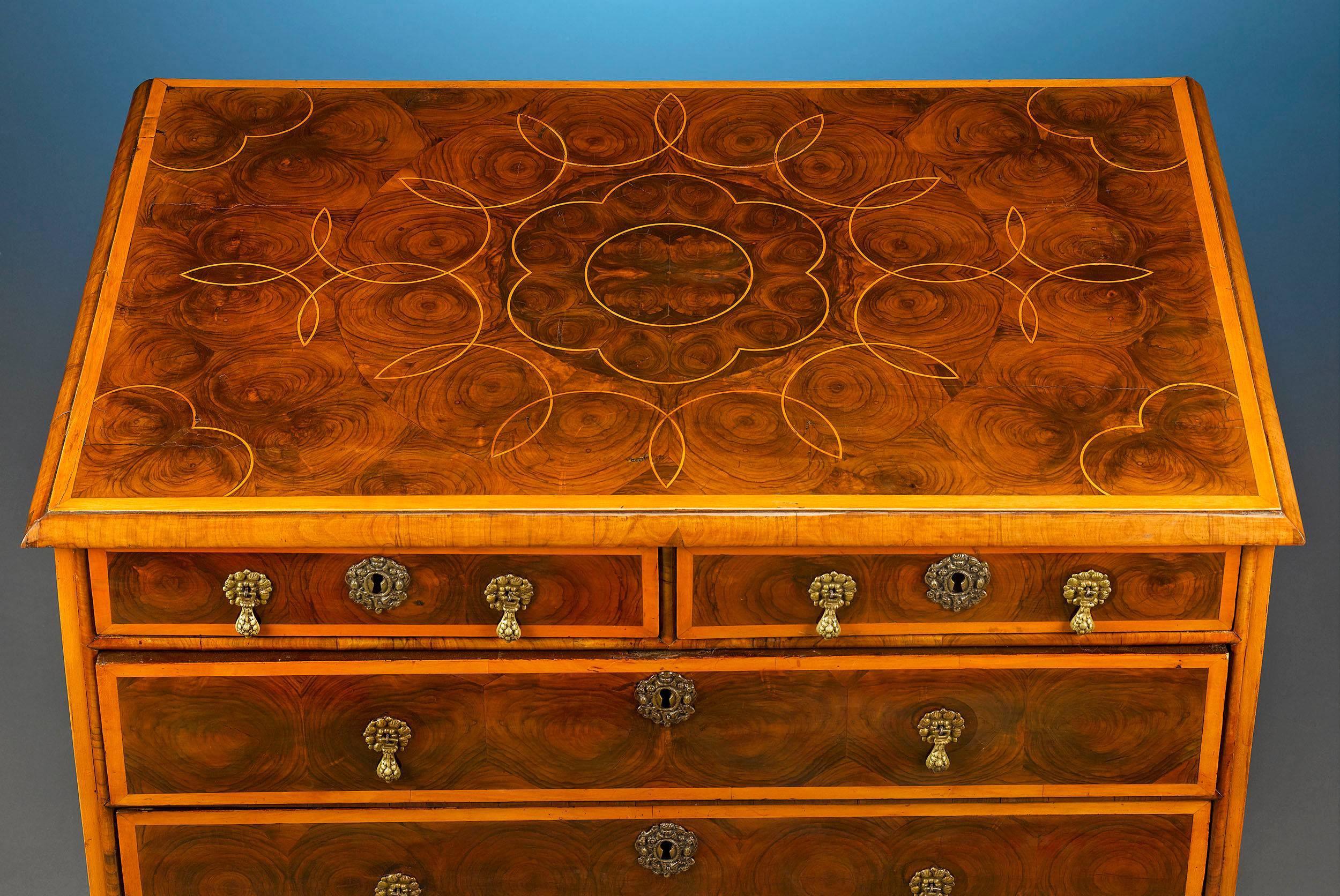 European English William and Mary Oysterwood Chest