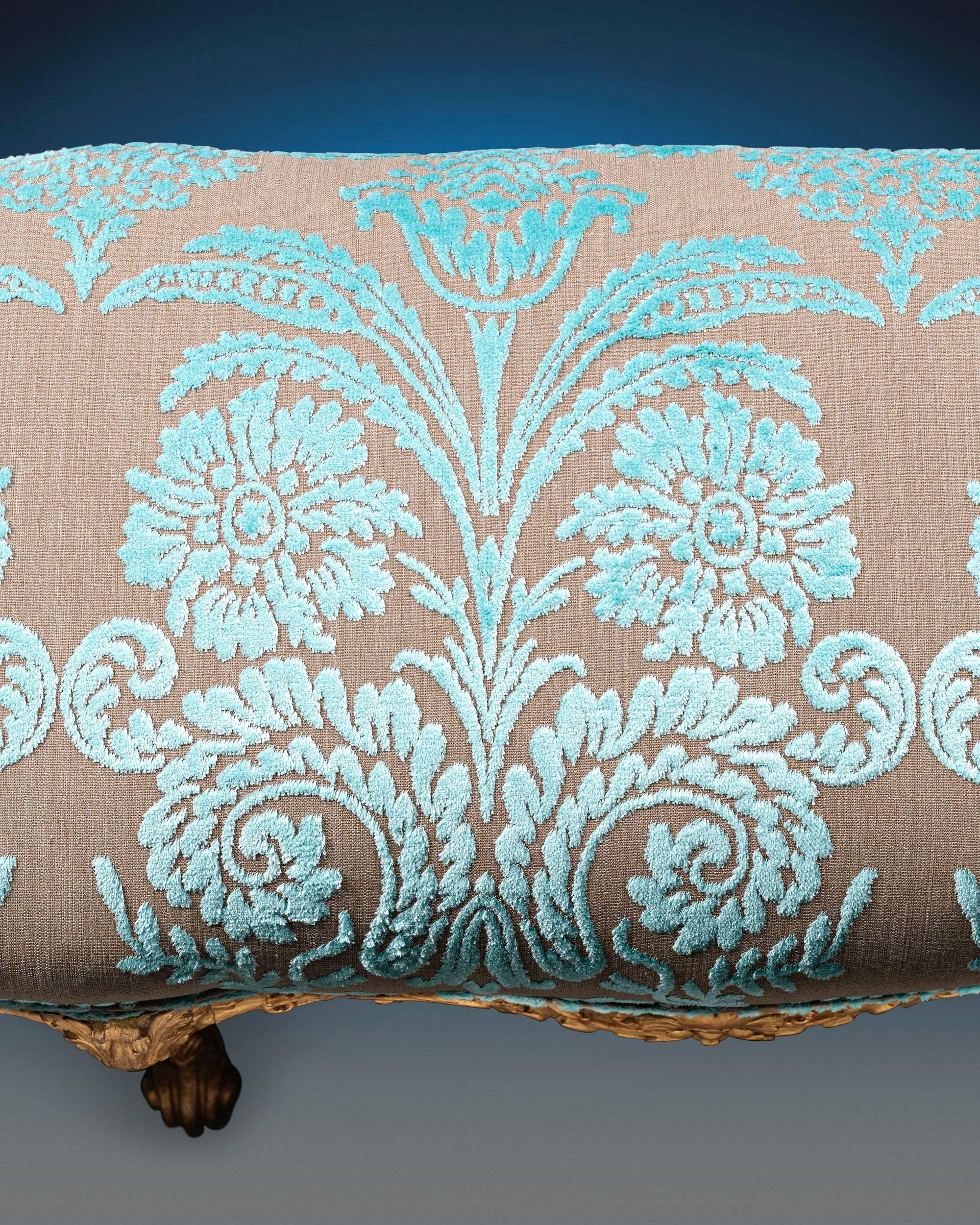 18th Century Louis XV Italian Giltwood Stool In Excellent Condition In New Orleans, LA